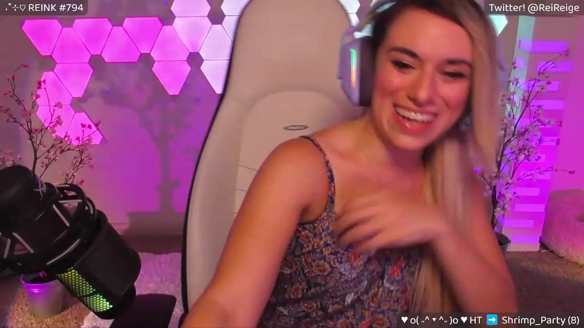 Gallery image thumbnail from Reige's myfreecams stream on, 07/08/2023, 07:46 image 2 of 20