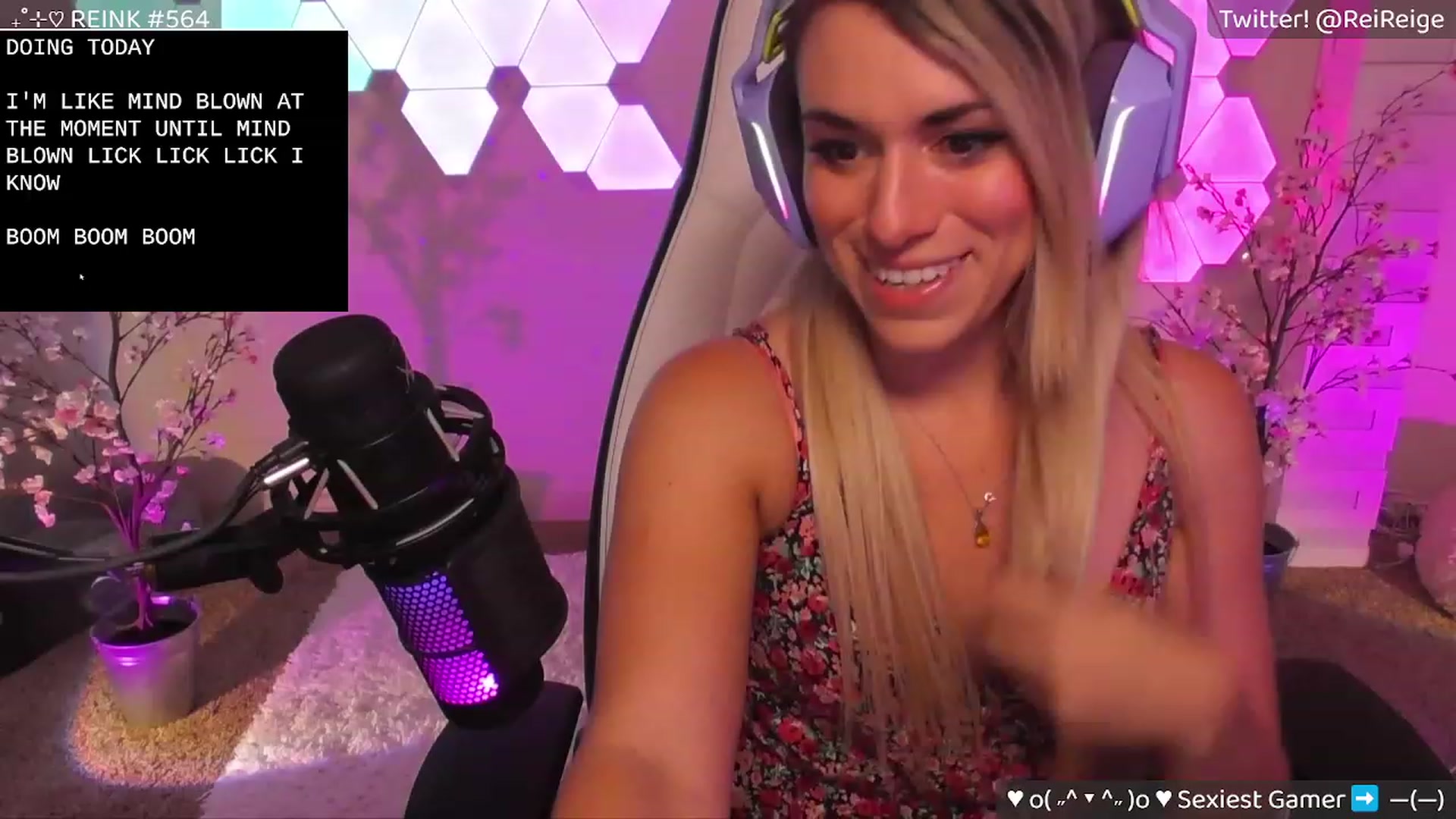 Gallery image thumbnail from Reige's myfreecams stream on, 07/16/2023, 06:36 image 1 of 20
