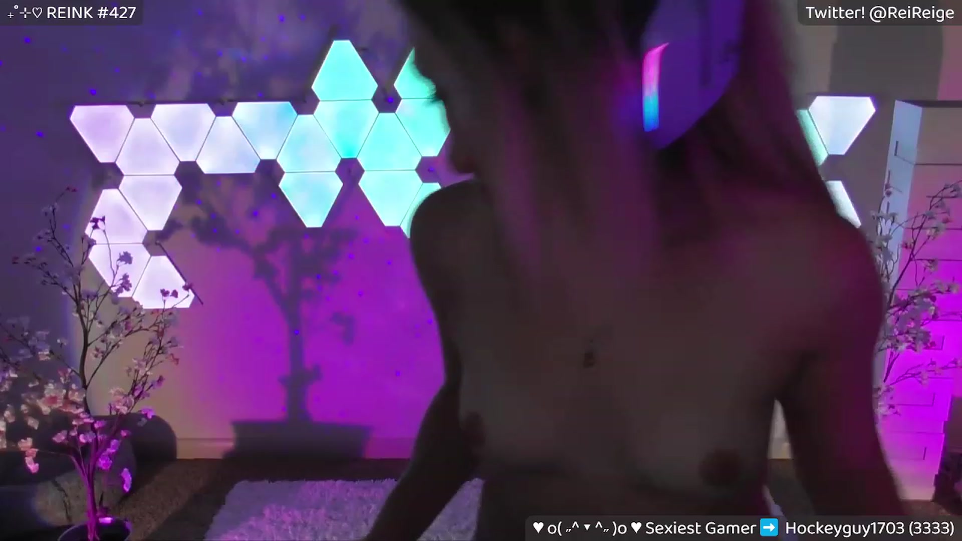 Gallery image thumbnail from Reige's myfreecams stream on, 07/19/2023, 08:00 image 20 of 20