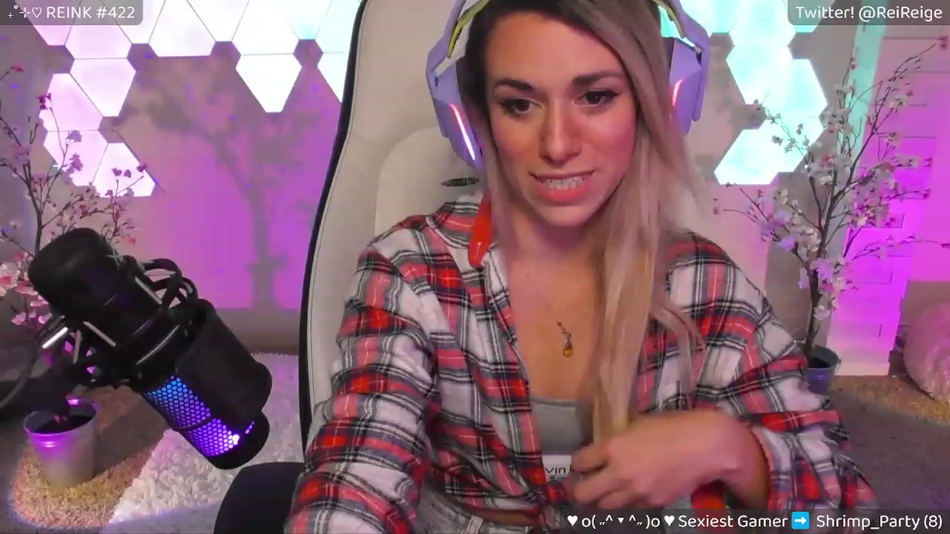 Gallery image thumbnail from Reige's myfreecams stream on, 07/27/2023, 06:39 image 6 of 20