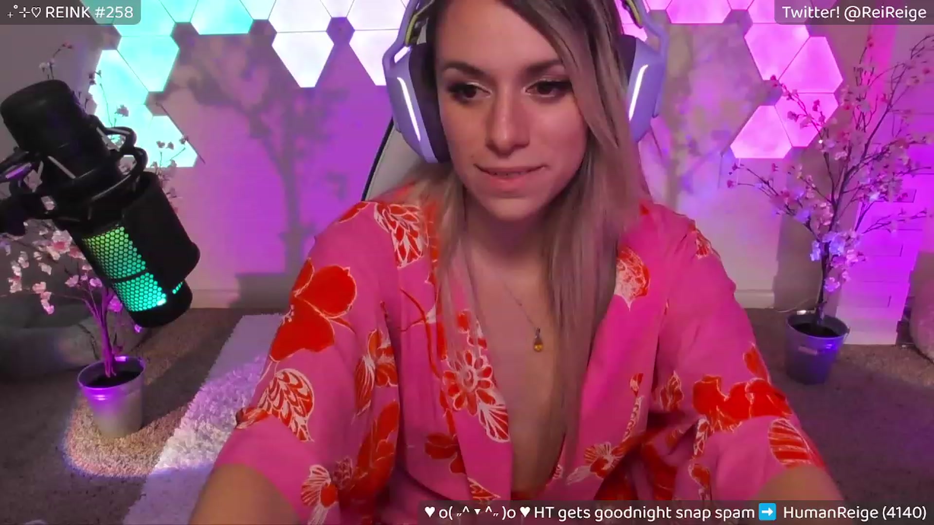 Gallery image thumbnail from Reige's myfreecams stream on, 07/31/2023, 09:12 image 20 of 20