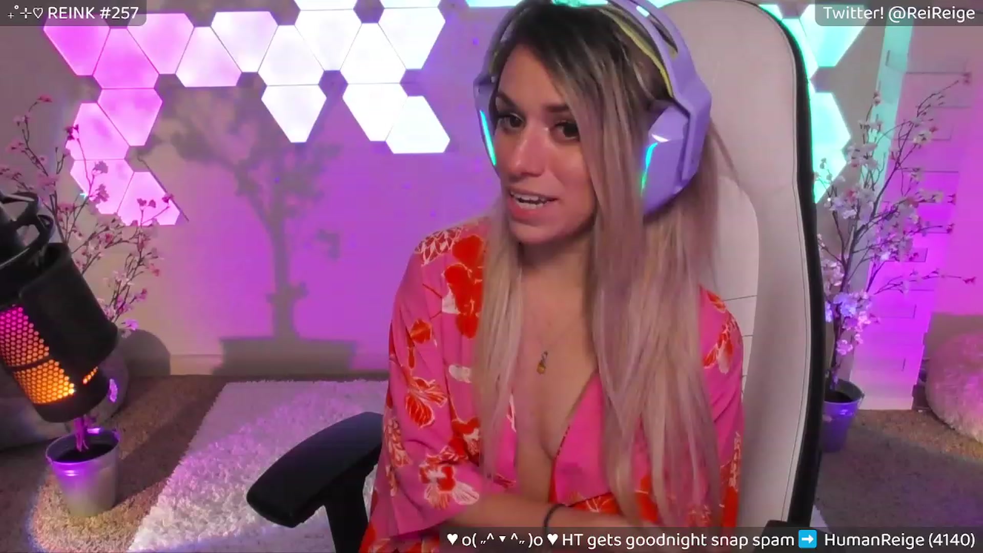 Gallery image thumbnail from Reige's myfreecams stream on, 07/31/2023, 09:32 image 4 of 20