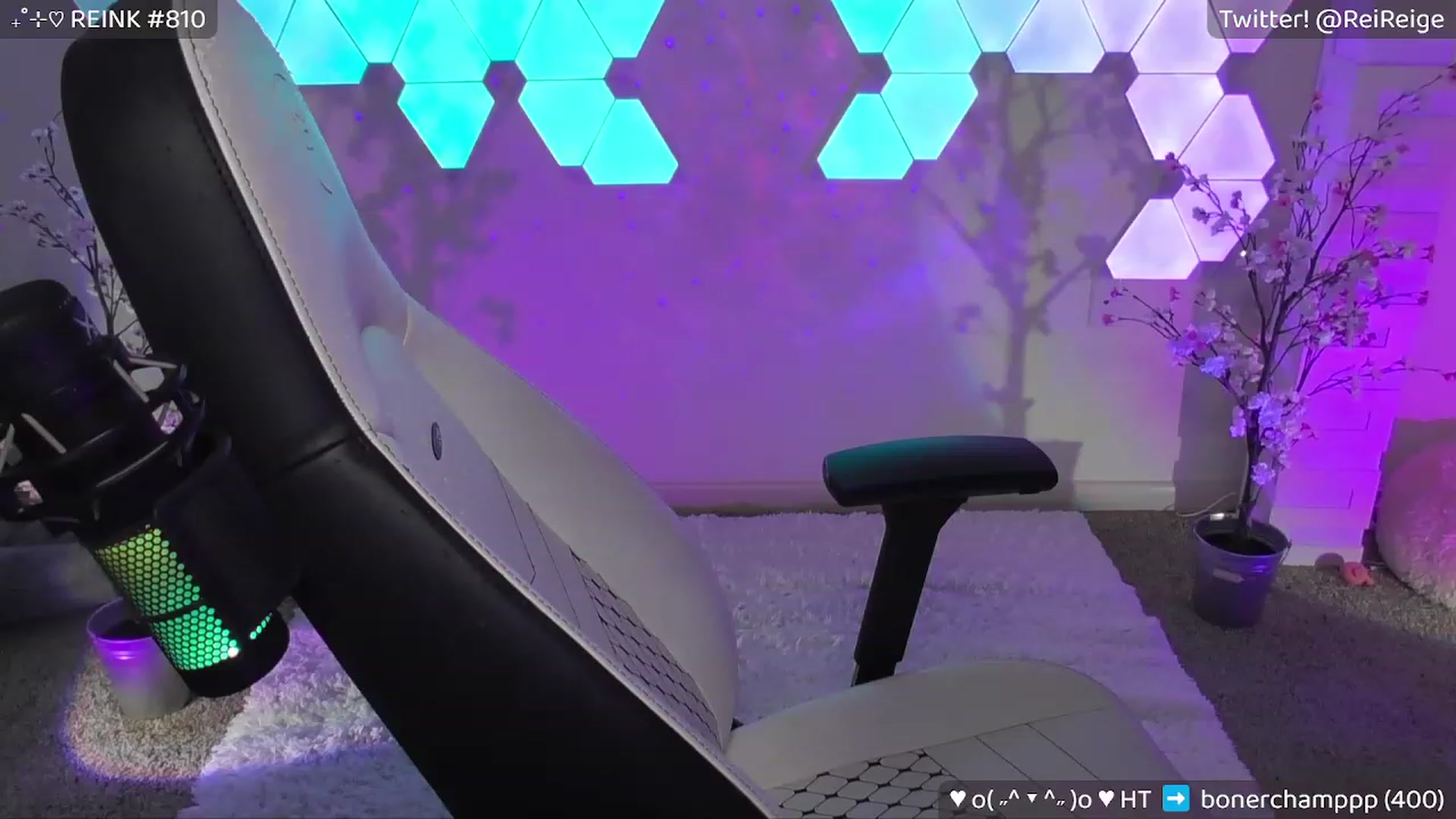 Gallery image thumbnail from Reige's myfreecams stream on, 08/06/2023, 09:55 image 1 of 20