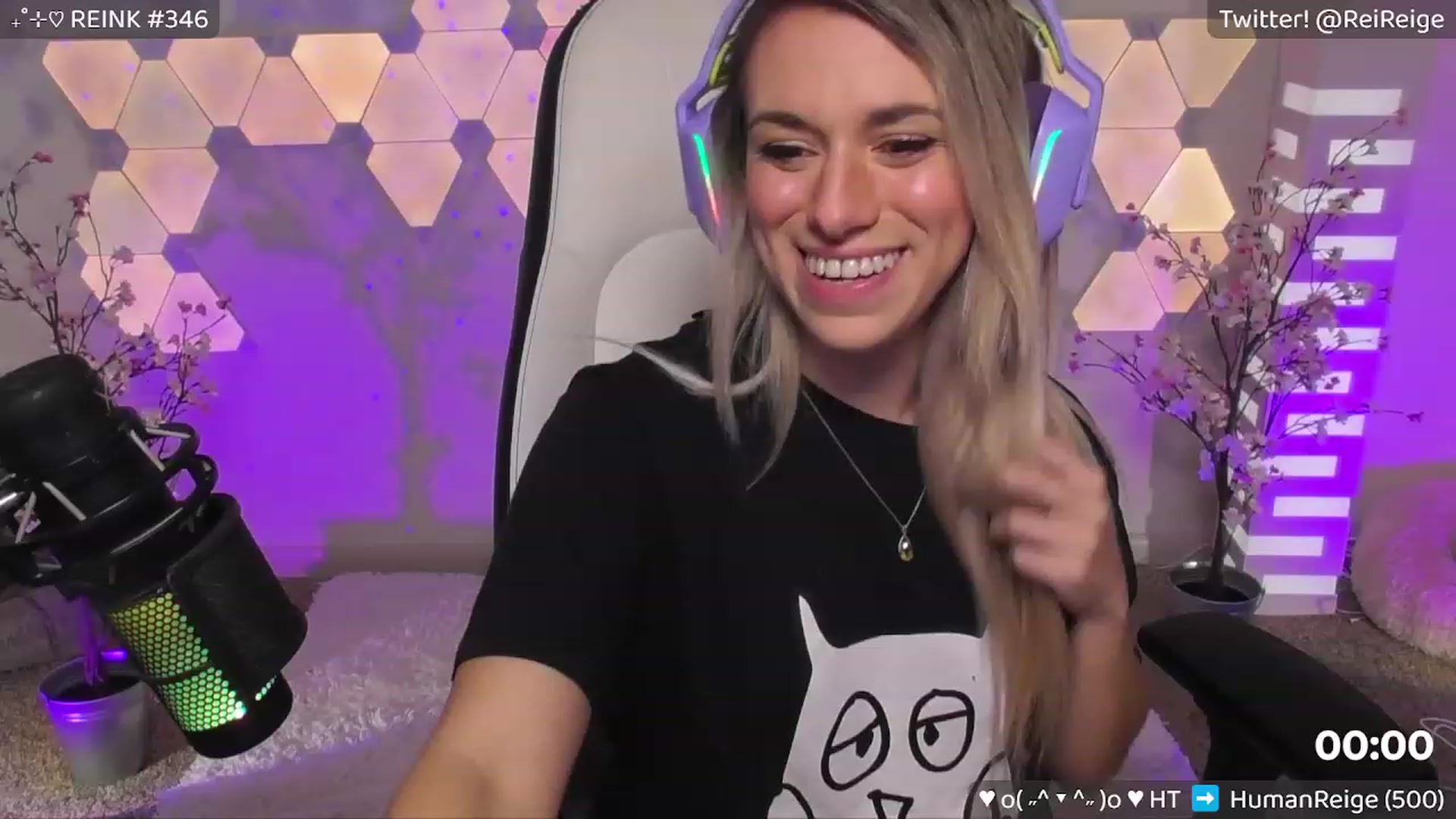 Gallery image thumbnail from Reige's myfreecams stream on, 08/13/2023, 08:03 image 10 of 20