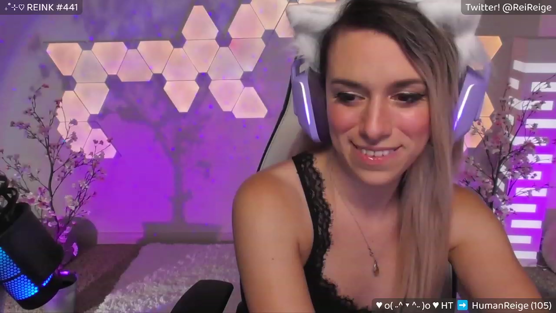 Gallery image thumbnail from Reige's myfreecams stream on, 08/17/2023, 10:22 image 6 of 20