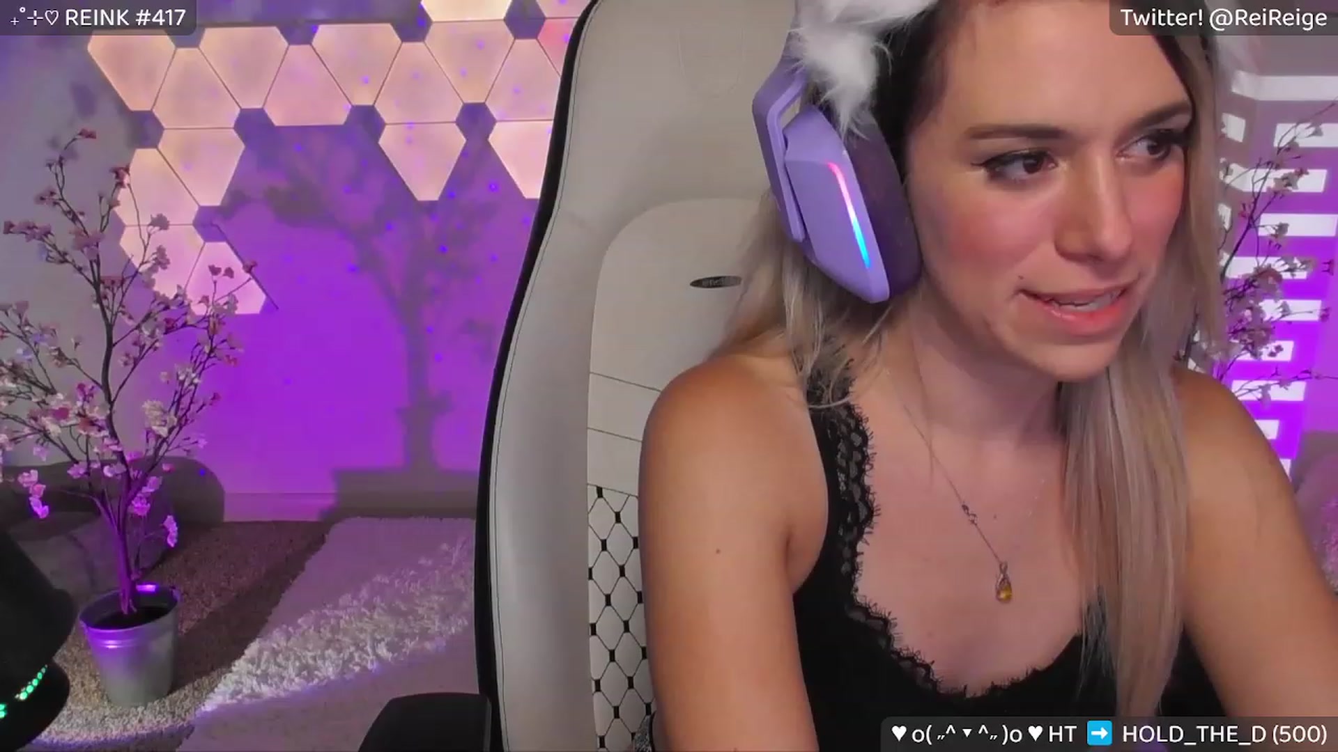 Gallery image thumbnail from Reige's myfreecams stream on, 08/17/2023, 10:22 image 16 of 20