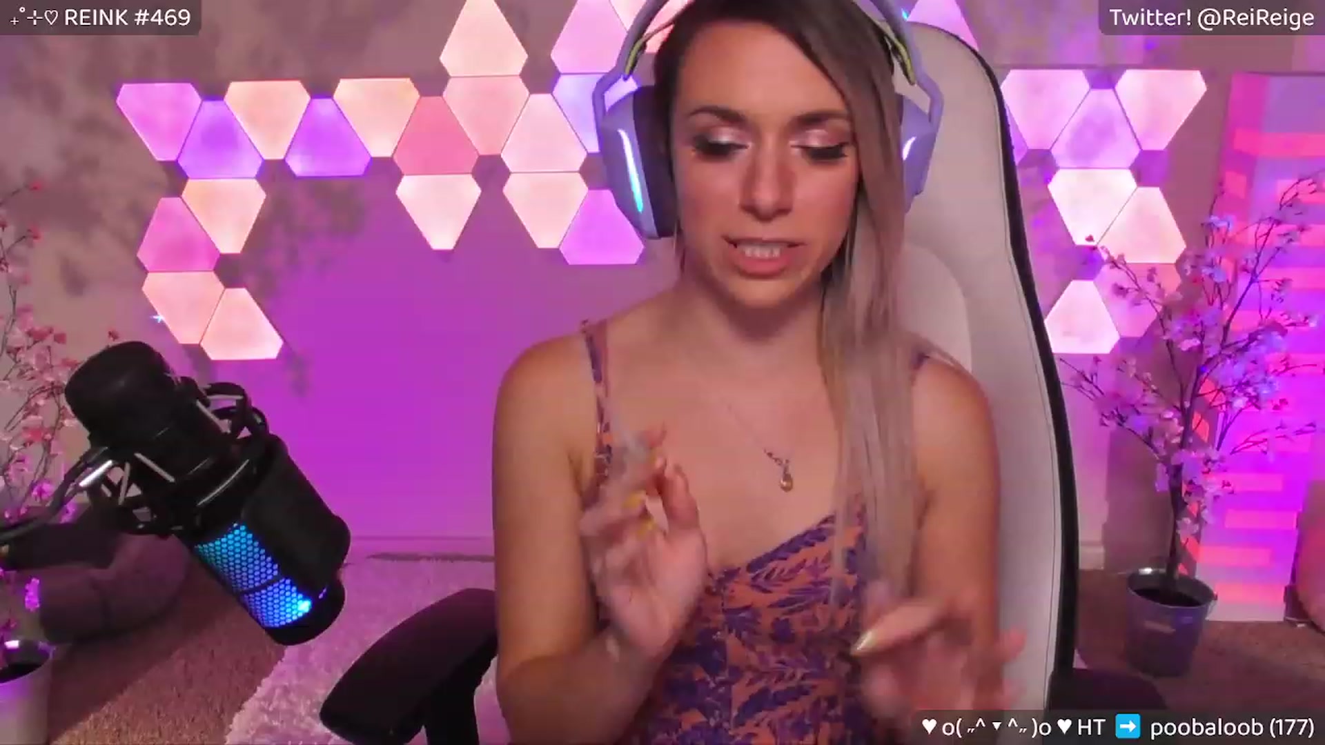 Gallery image thumbnail from Reige's myfreecams stream on, 08/19/2023, 10:05 image 6 of 20
