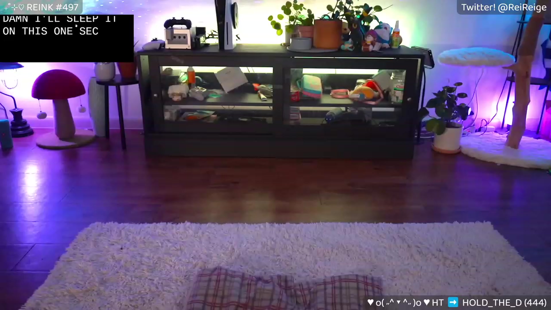 Gallery image thumbnail from Reige's myfreecams stream on, 08/24/2023, 10:54 image 7 of 20