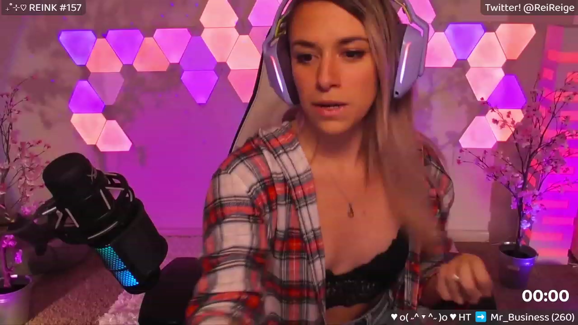 Gallery image thumbnail from Reige's myfreecams stream on, 09/10/2023, 07:22 image 19 of 20