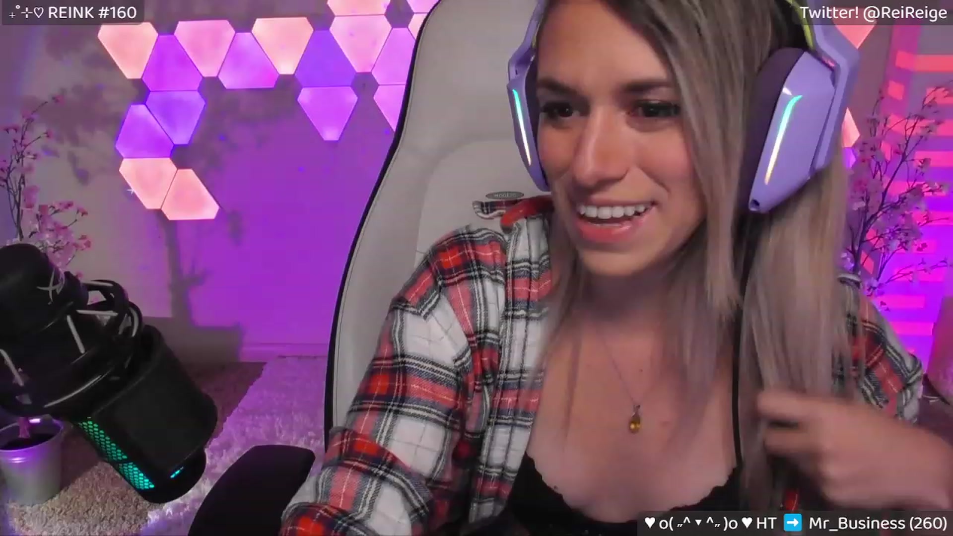 Gallery image thumbnail from Reige's myfreecams stream on, 09/10/2023, 07:22 image 2 of 20