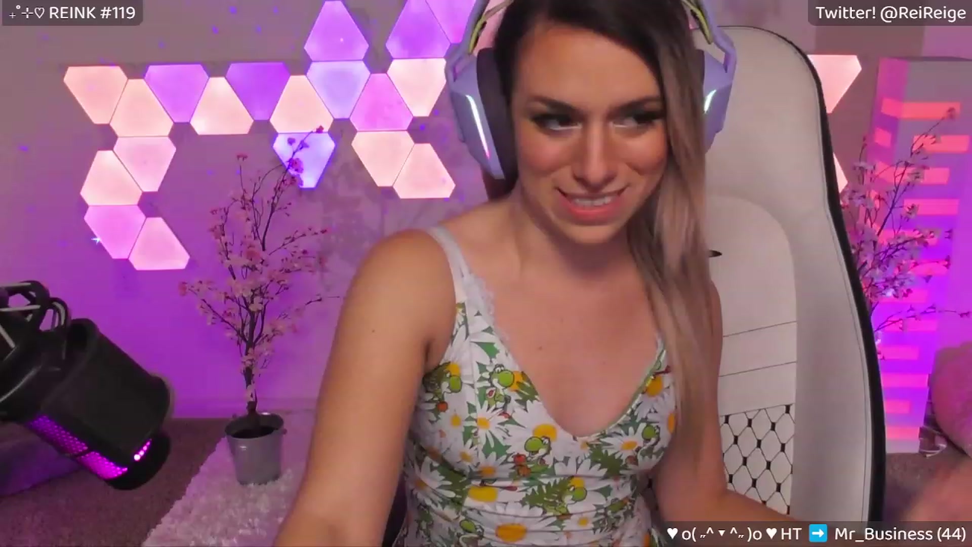 Gallery image thumbnail from Reige's myfreecams stream on, 09/23/2023, 07:41 image 4 of 20