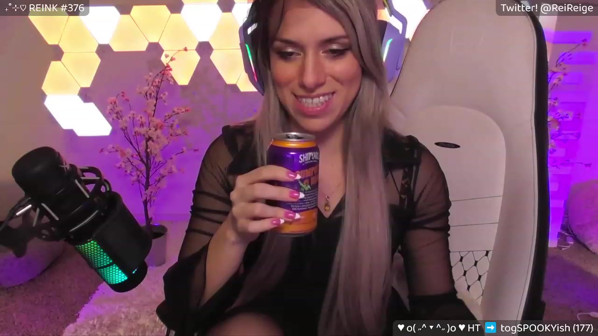 Gallery image thumbnail from Reige's myfreecams stream on, 10/07/2023, 08:32 image 7 of 20