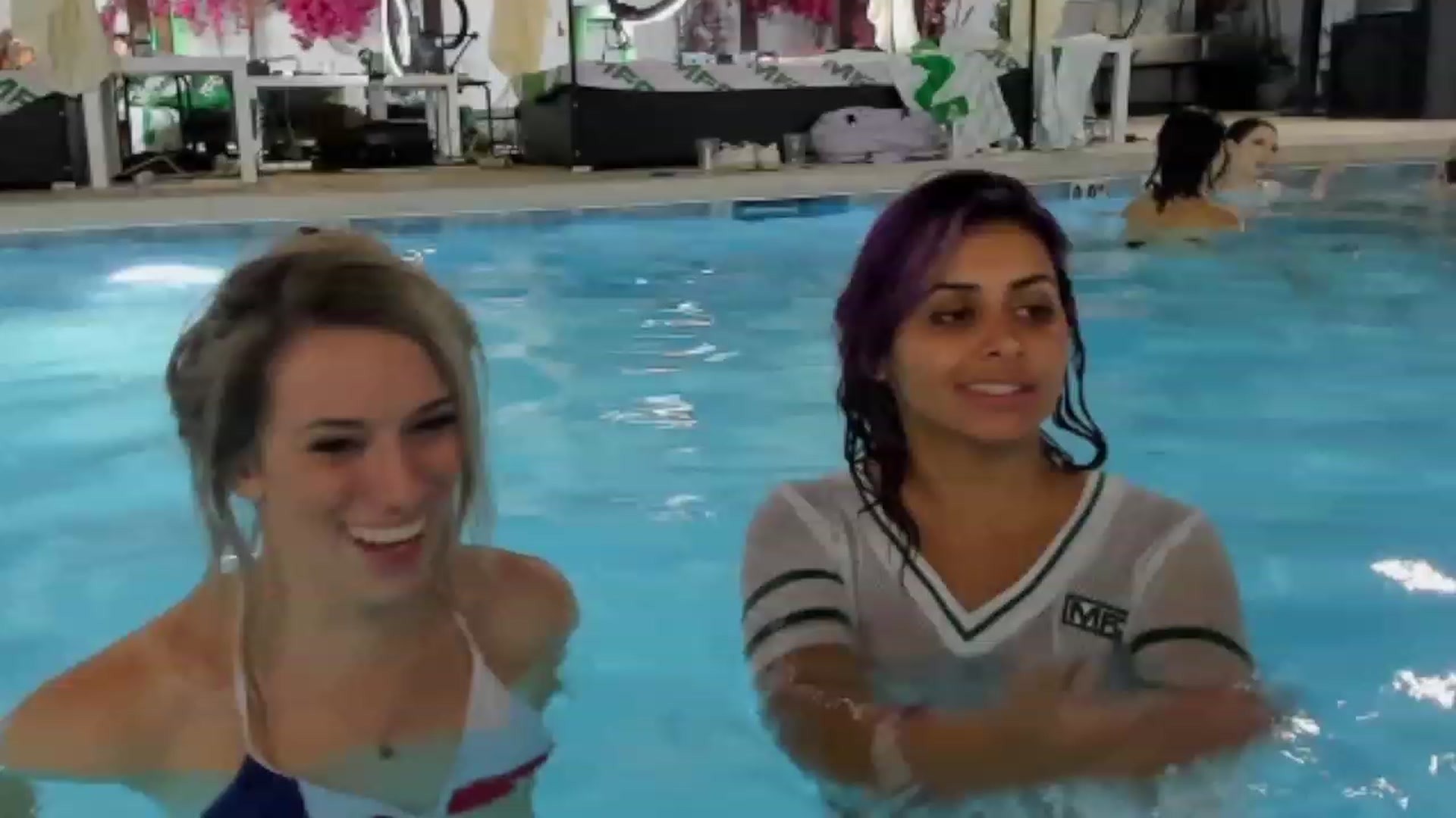 Gallery image thumbnail from Reige's myfreecams stream on, 10/12/2023, 11:33 image 1 of 20