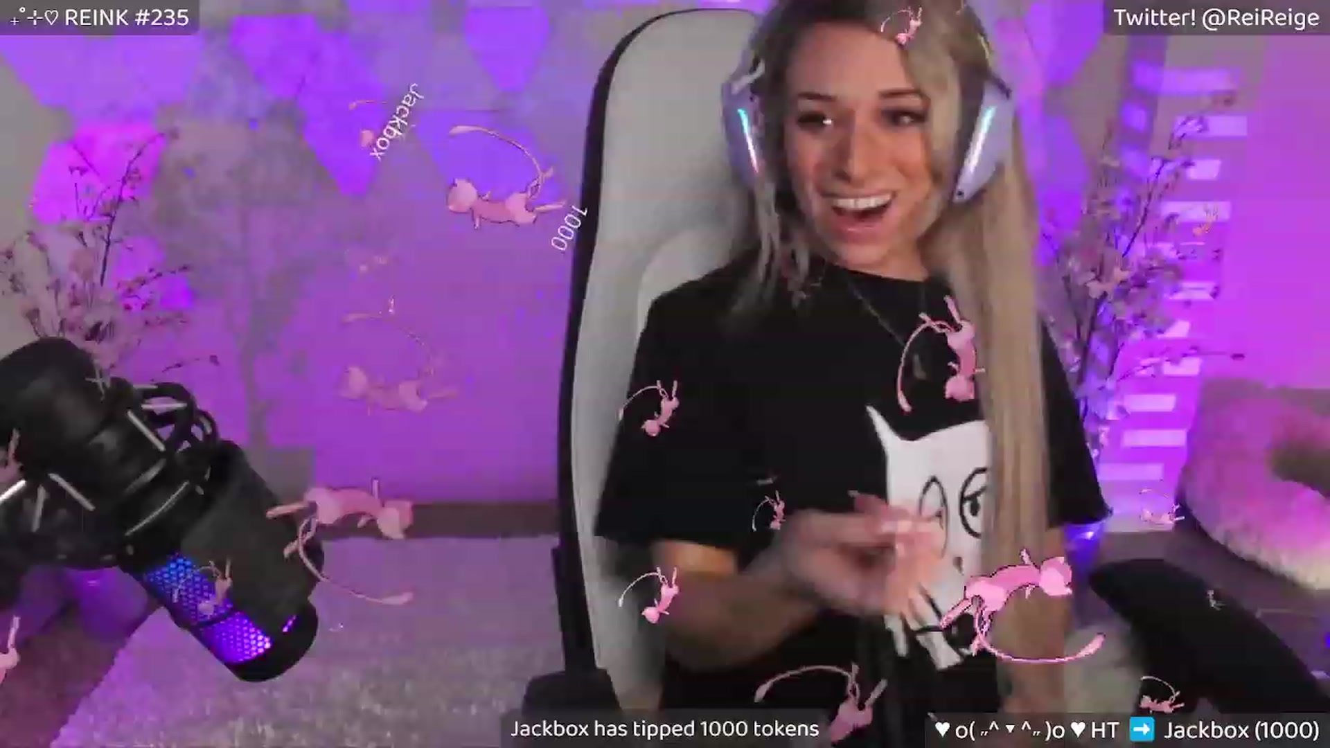Gallery image thumbnail from Reige's myfreecams stream on, 10/15/2023, 07:50 image 13 of 20