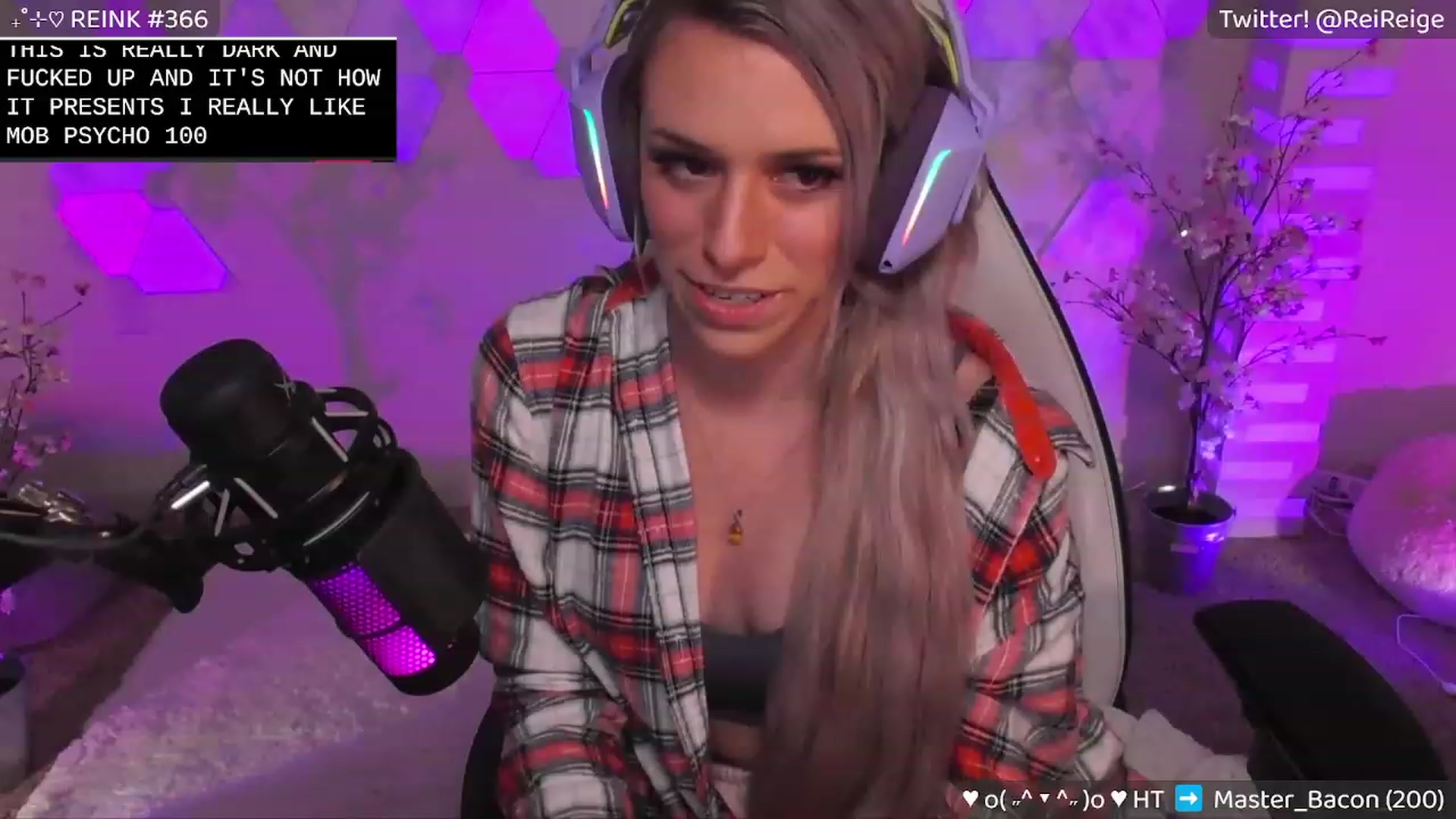 Gallery image thumbnail from Reige's myfreecams stream on, 10/21/2023, 07:47 image 7 of 20