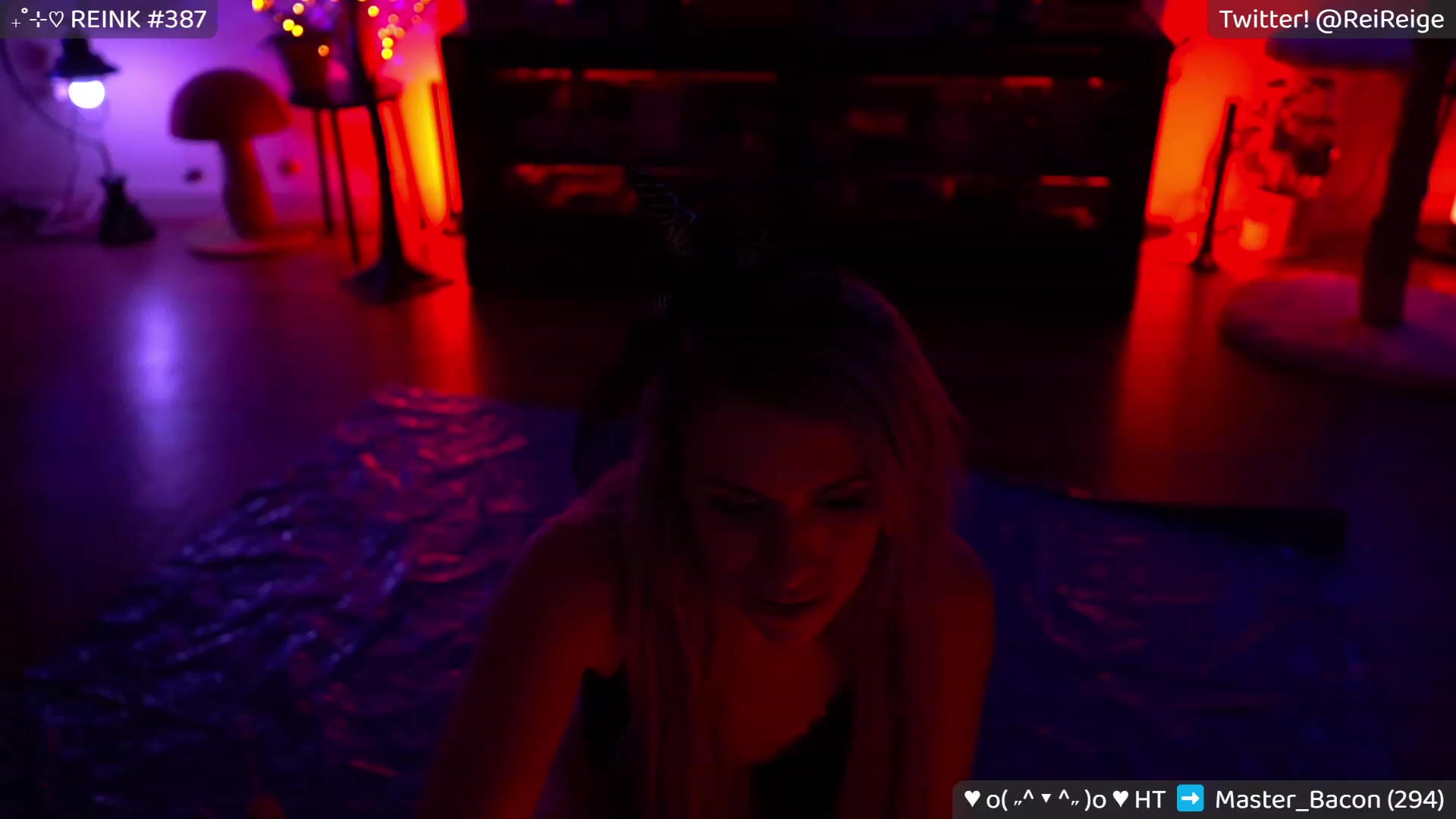 Gallery image thumbnail from Reige's myfreecams stream on, 10/30/2023, 11:06 image 18 of 20