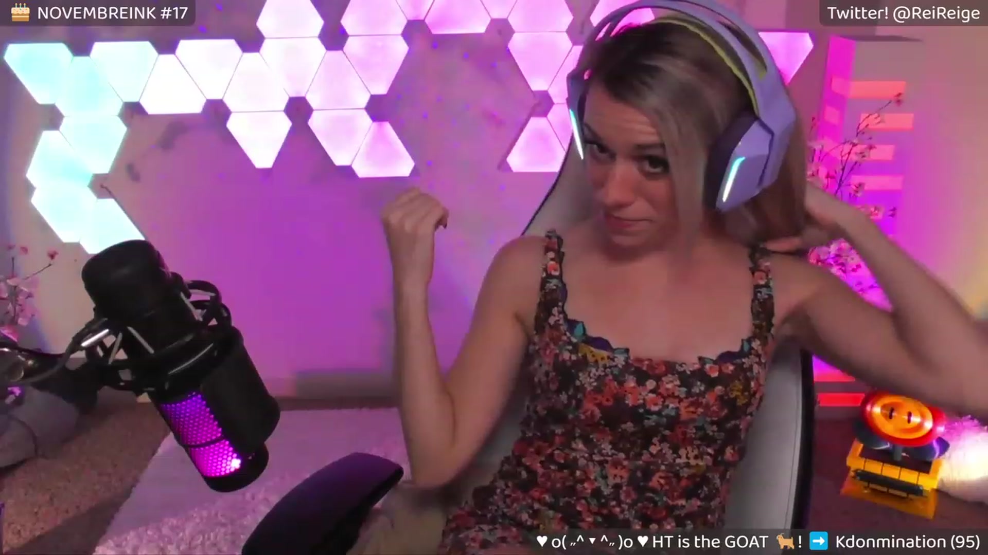 Gallery image thumbnail from Reige's myfreecams stream on, 11/16/2023, 08:24 image 16 of 20