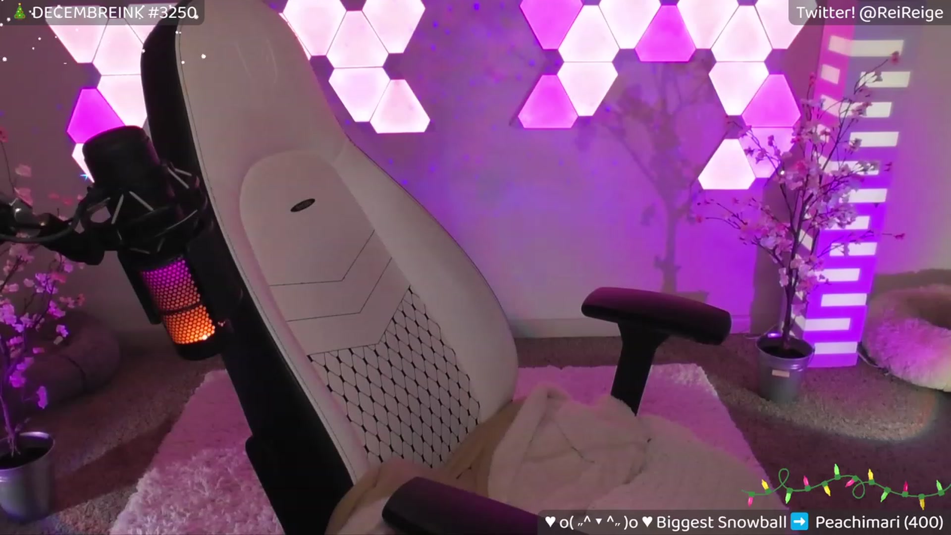 Gallery image thumbnail from Reige's myfreecams stream on, 12/08/2023, 10:25 image 5 of 20