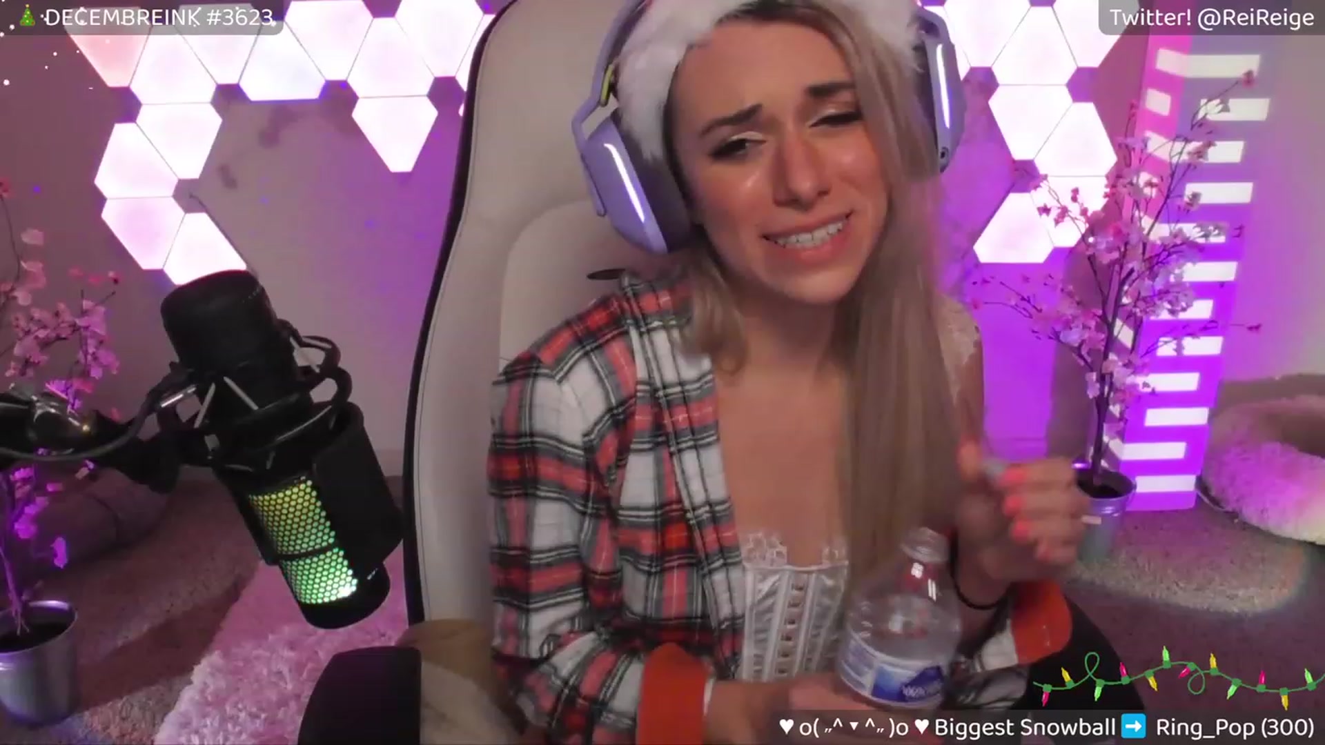 Gallery image thumbnail from Reige's myfreecams stream on, 12/08/2023, 10:25 image 1 of 20
