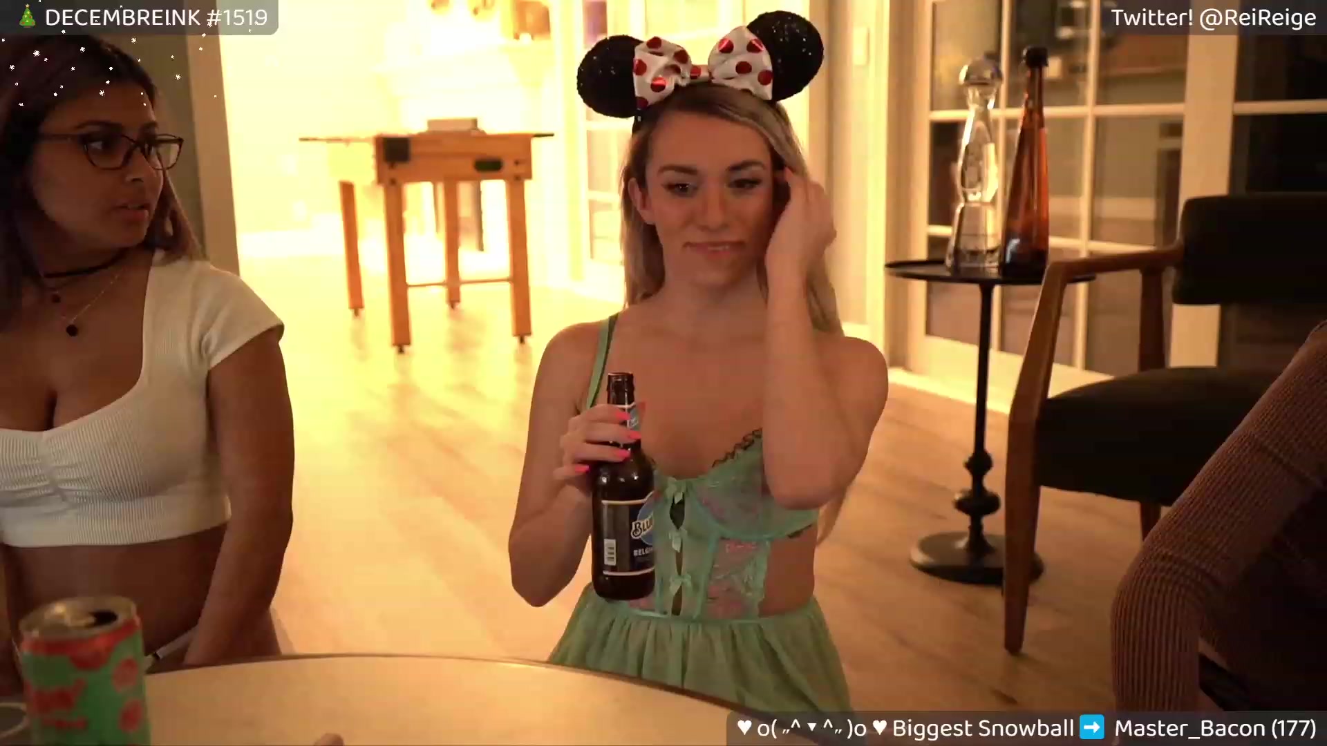 Gallery image thumbnail from Reige's myfreecams stream on, 12/11/2023, 07:37 image 20 of 20