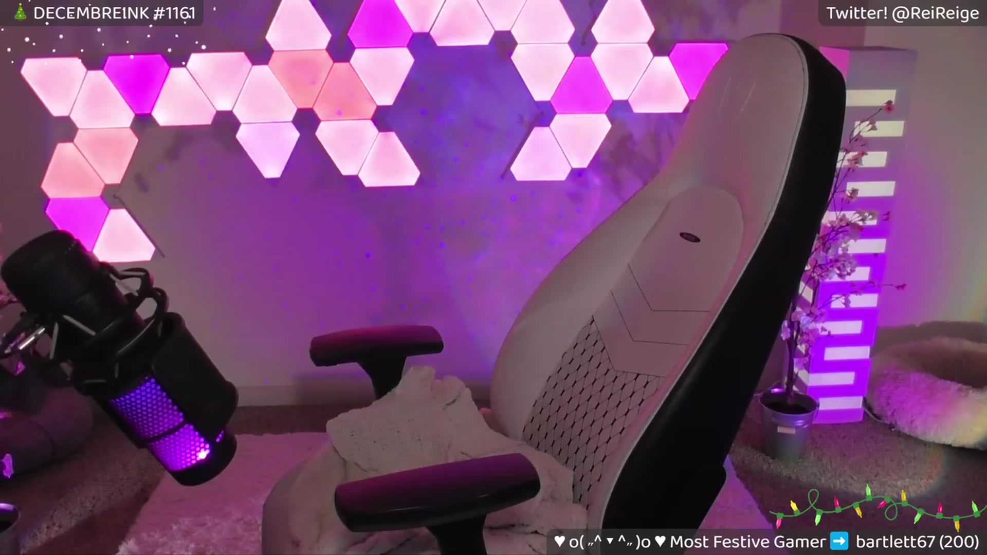 Gallery image thumbnail from Reige's myfreecams stream on, 12/17/2023, 09:09 image 13 of 20