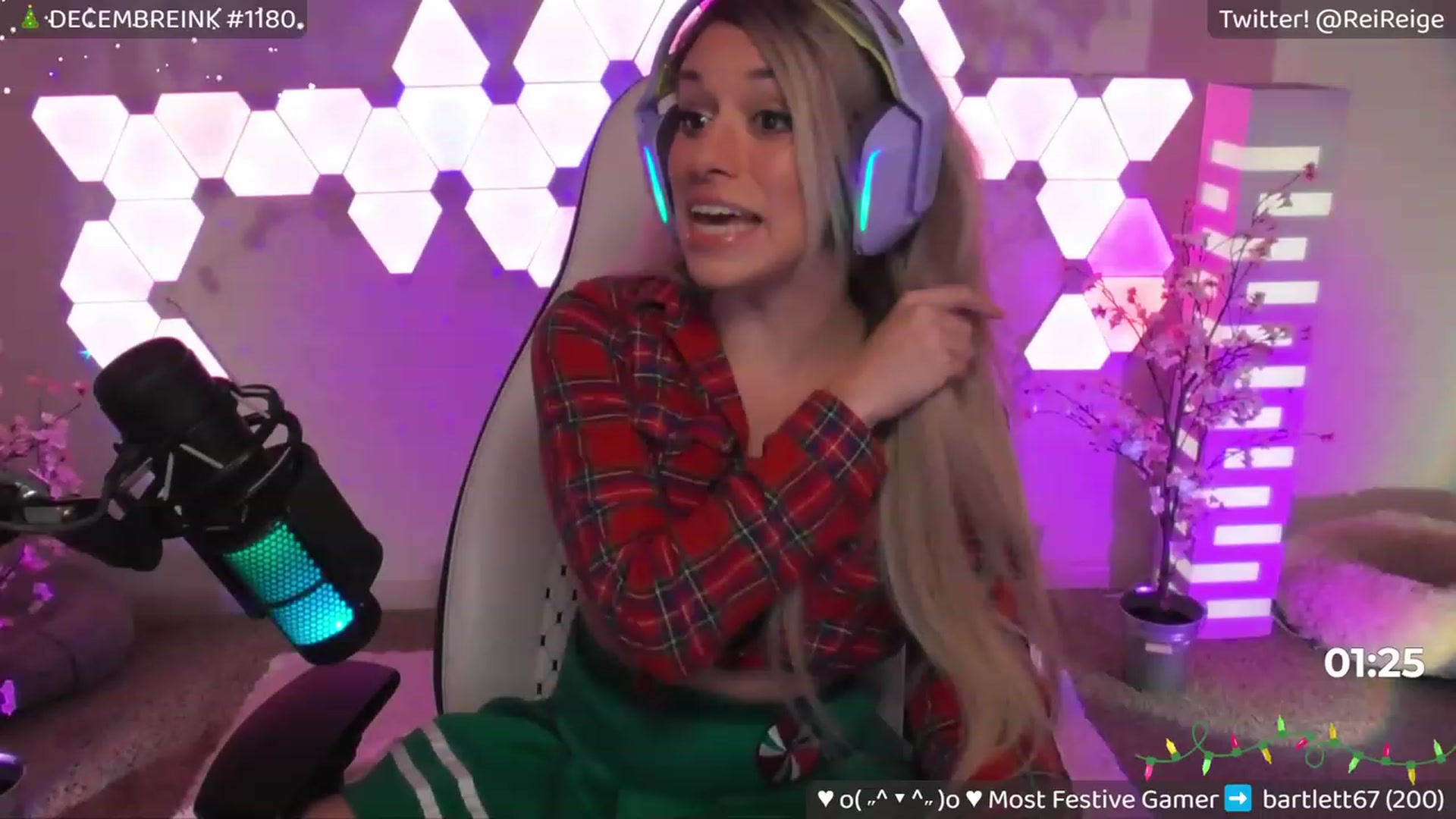 Gallery image thumbnail from Reige's myfreecams stream on, 12/17/2023, 09:09 image 3 of 20