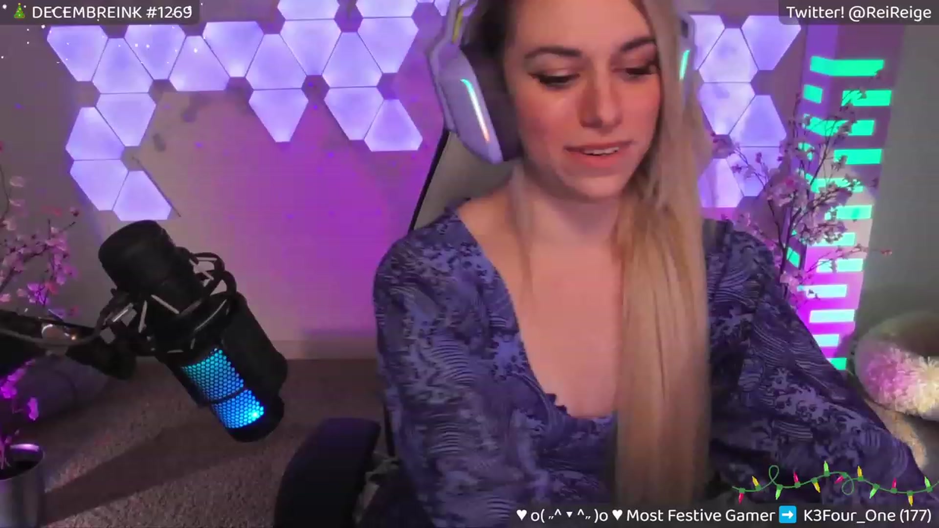 Gallery image thumbnail from Reige's myfreecams stream on, 12/20/2023, 09:15 image 11 of 20