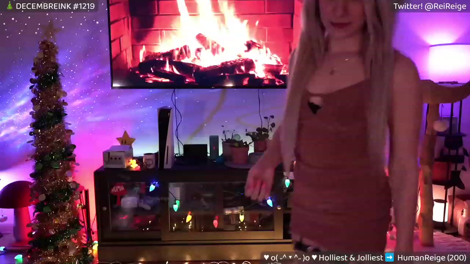 Gallery image thumbnail from Reige's myfreecams stream on, 12/23/2023, 10:17 image 14 of 20