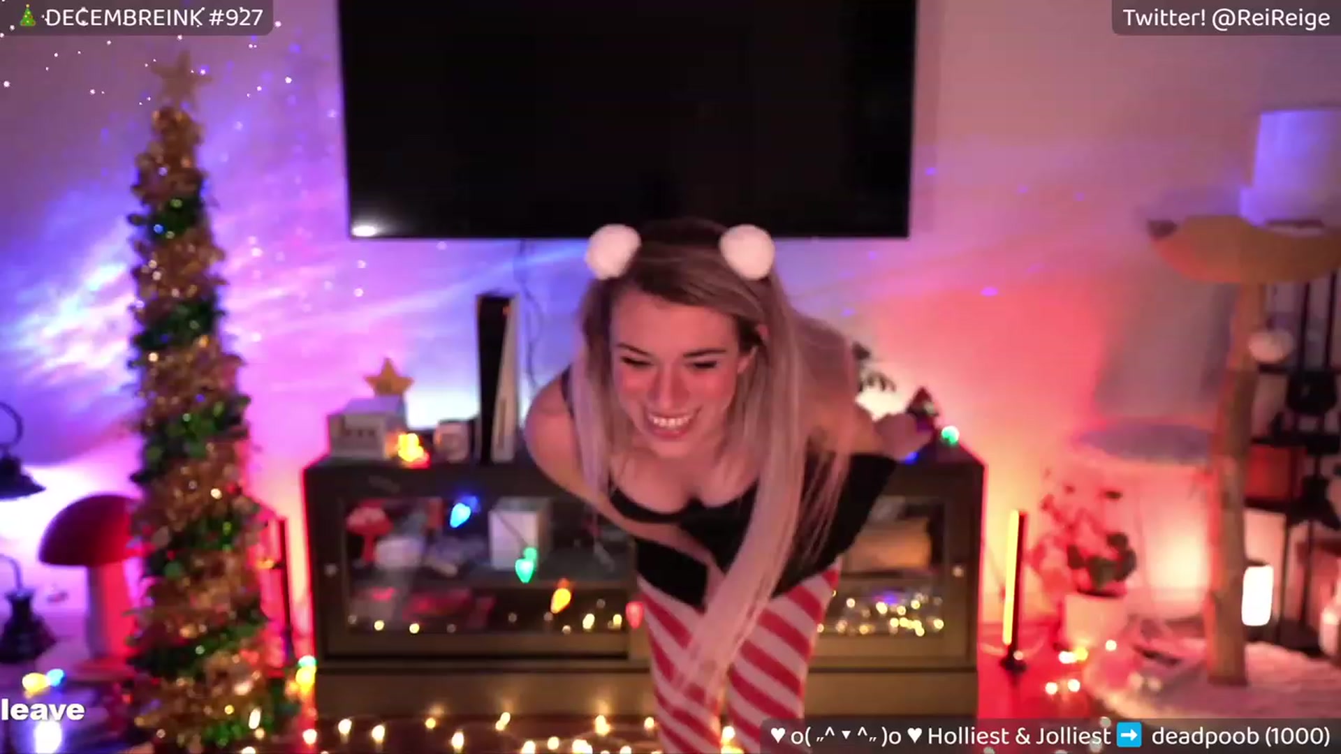 Gallery image thumbnail from Reige's myfreecams stream on, 12/24/2023, 10:01 image 3 of 20