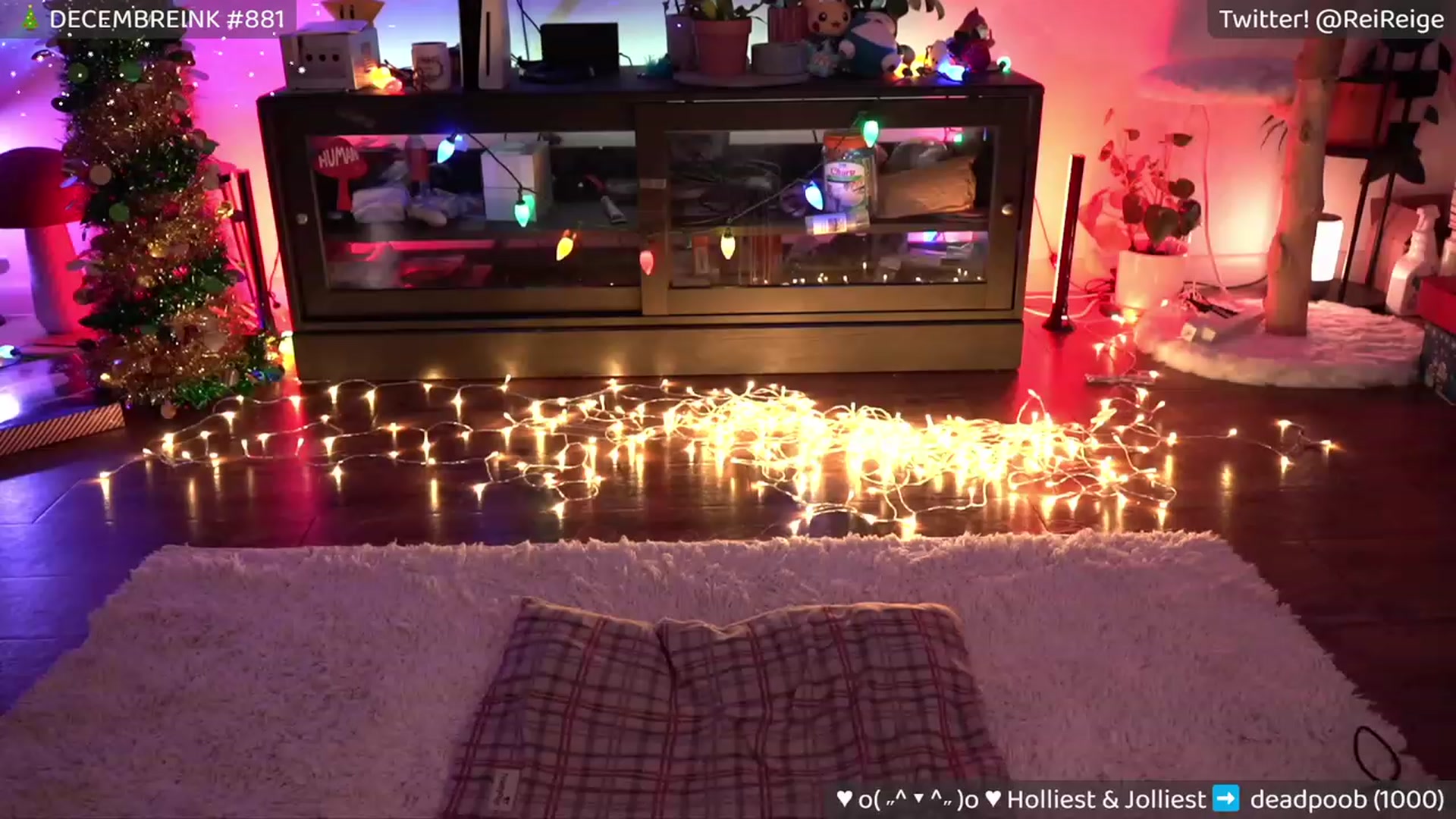 Gallery image thumbnail from Reige's myfreecams stream on, 12/24/2023, 10:01 image 17 of 20