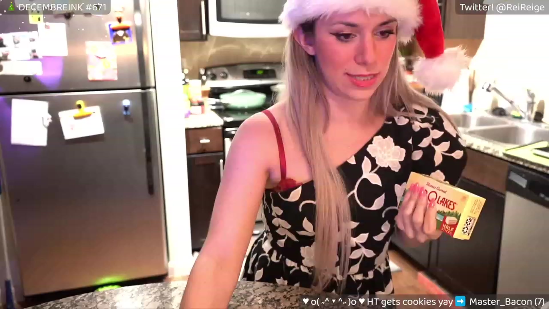 Gallery image thumbnail from Reige's myfreecams stream on, 12/25/2023, 11:10 image 2 of 20
