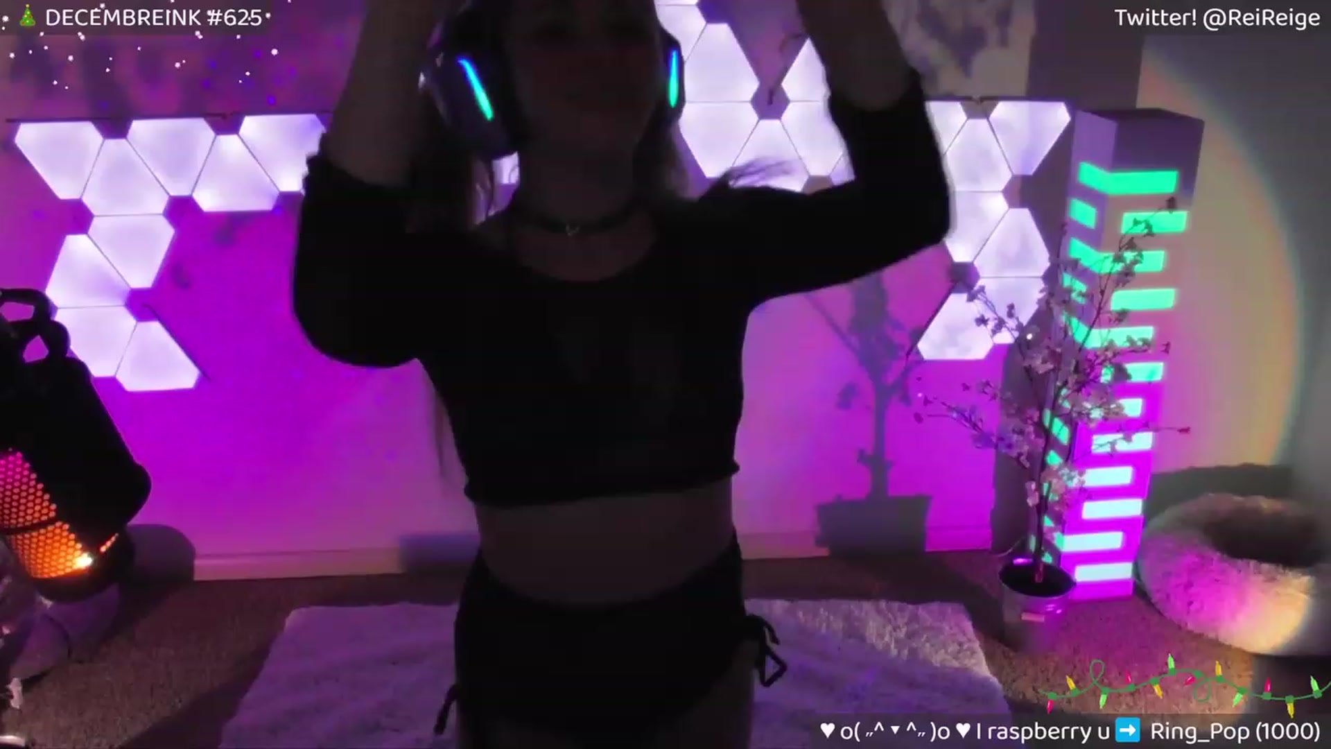 Gallery image thumbnail from Reige's myfreecams stream on, 12/29/2023, 12:16 image 15 of 20