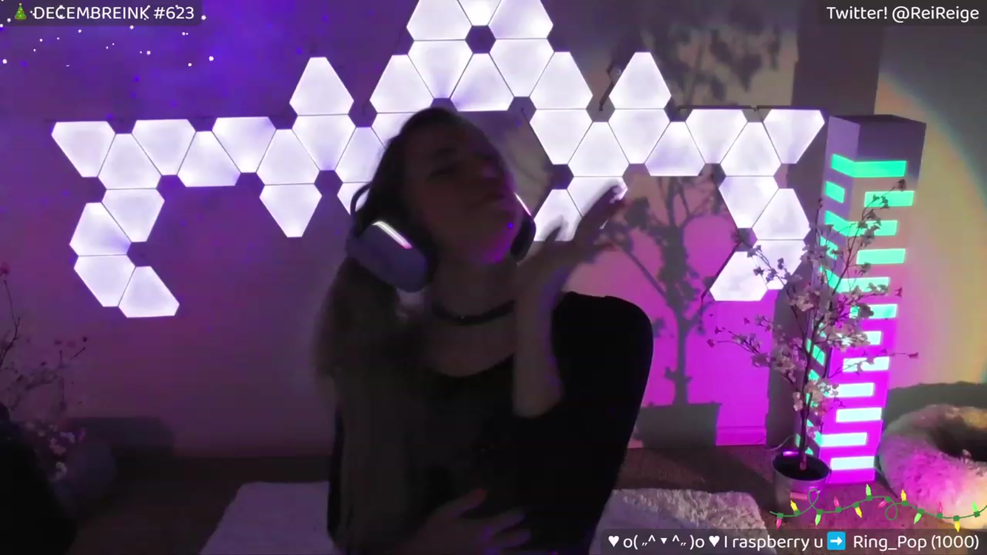 Gallery image thumbnail from Reige's myfreecams stream on, 12/29/2023, 12:54 image 11 of 20