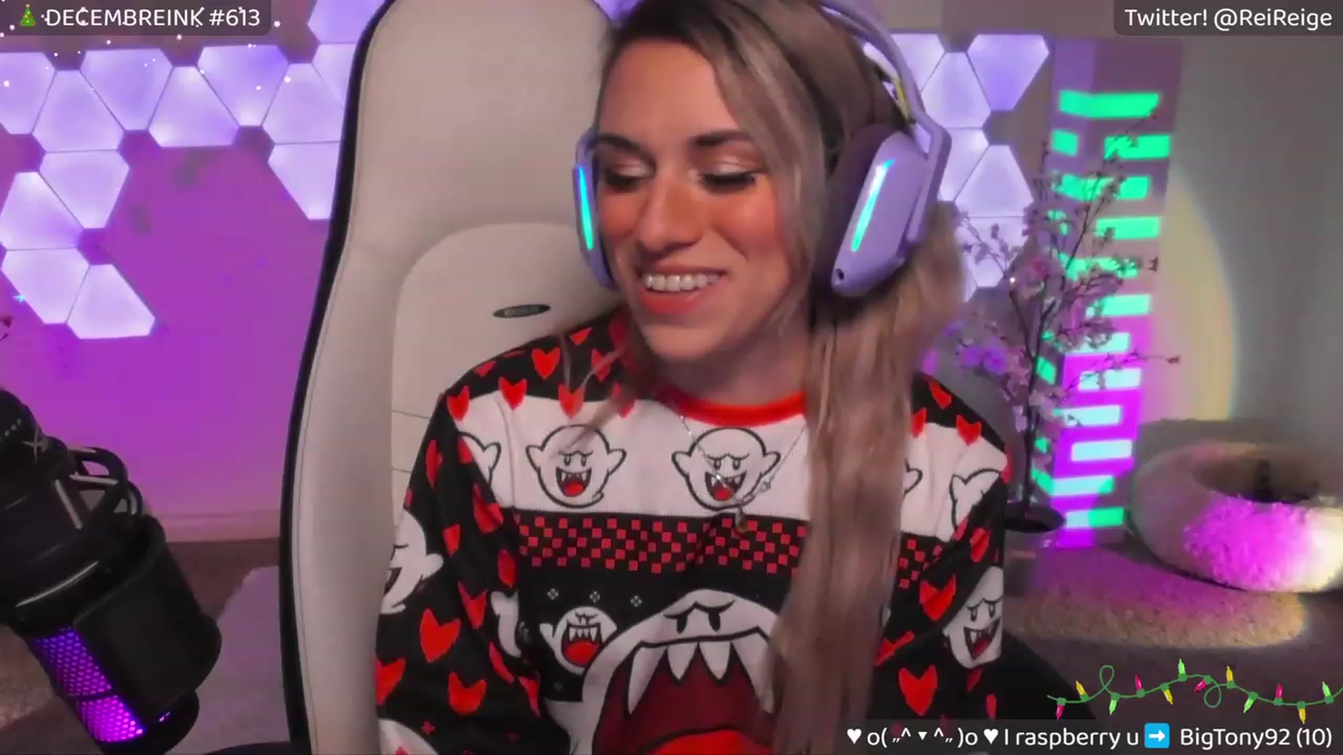 Gallery image thumbnail from Reige's myfreecams stream on, 12/31/2023, 08:47 image 12 of 20