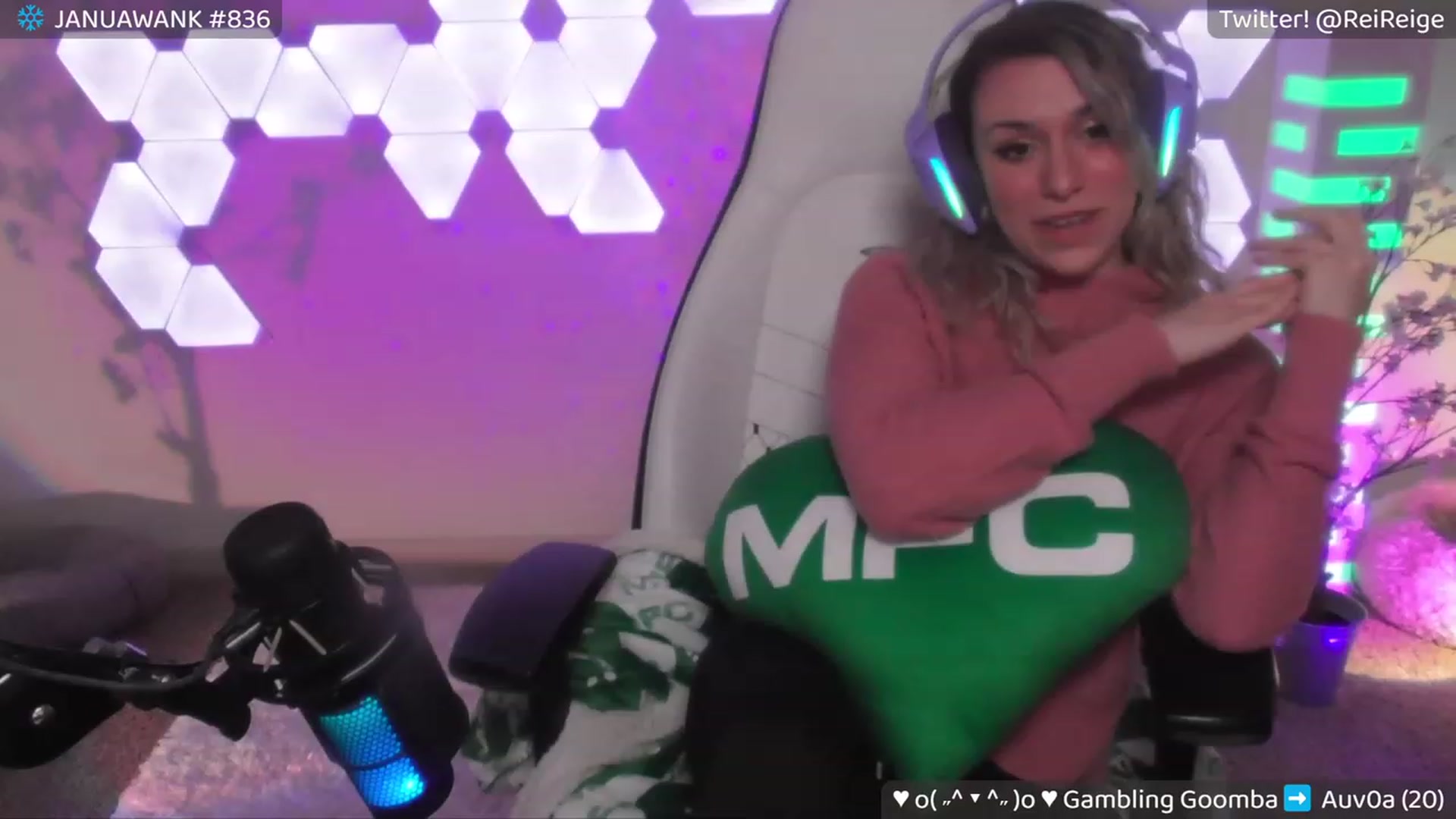 Gallery image thumbnail from Reige's myfreecams stream on, 01/31/2024, 12:36 image 2 of 20