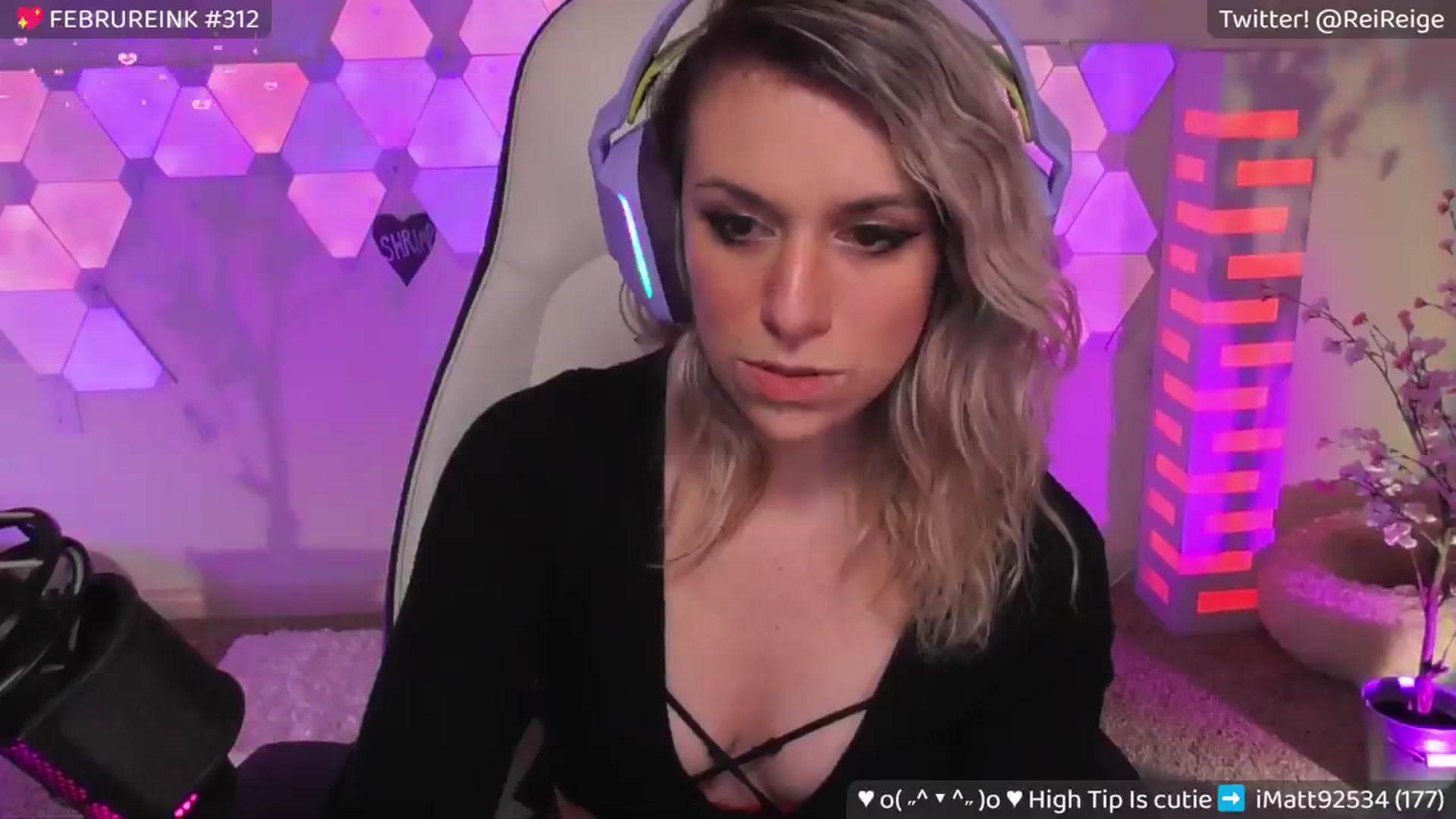 Gallery image thumbnail from Reige's myfreecams stream on, 02/08/2024, 09:03 image 15 of 20