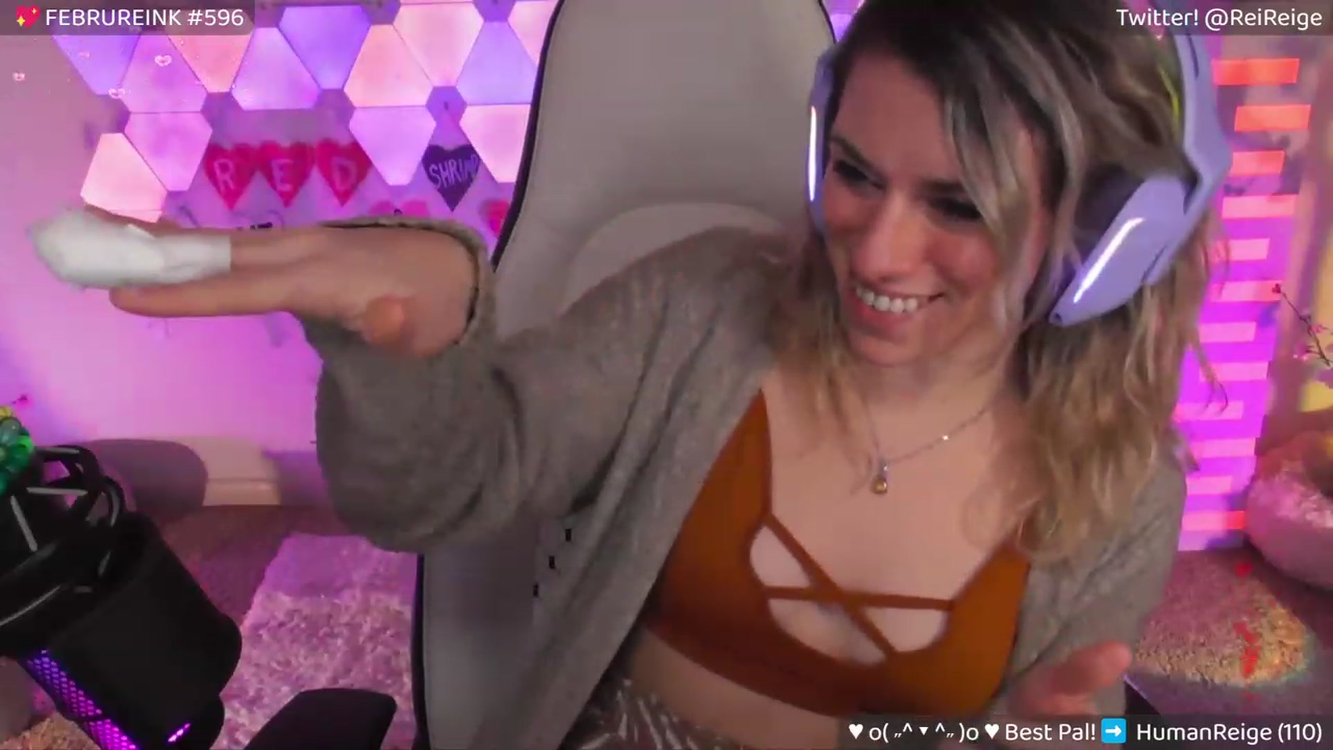 Gallery image thumbnail from Reige's myfreecams stream on, 02/23/2024, 10:30 image 12 of 20