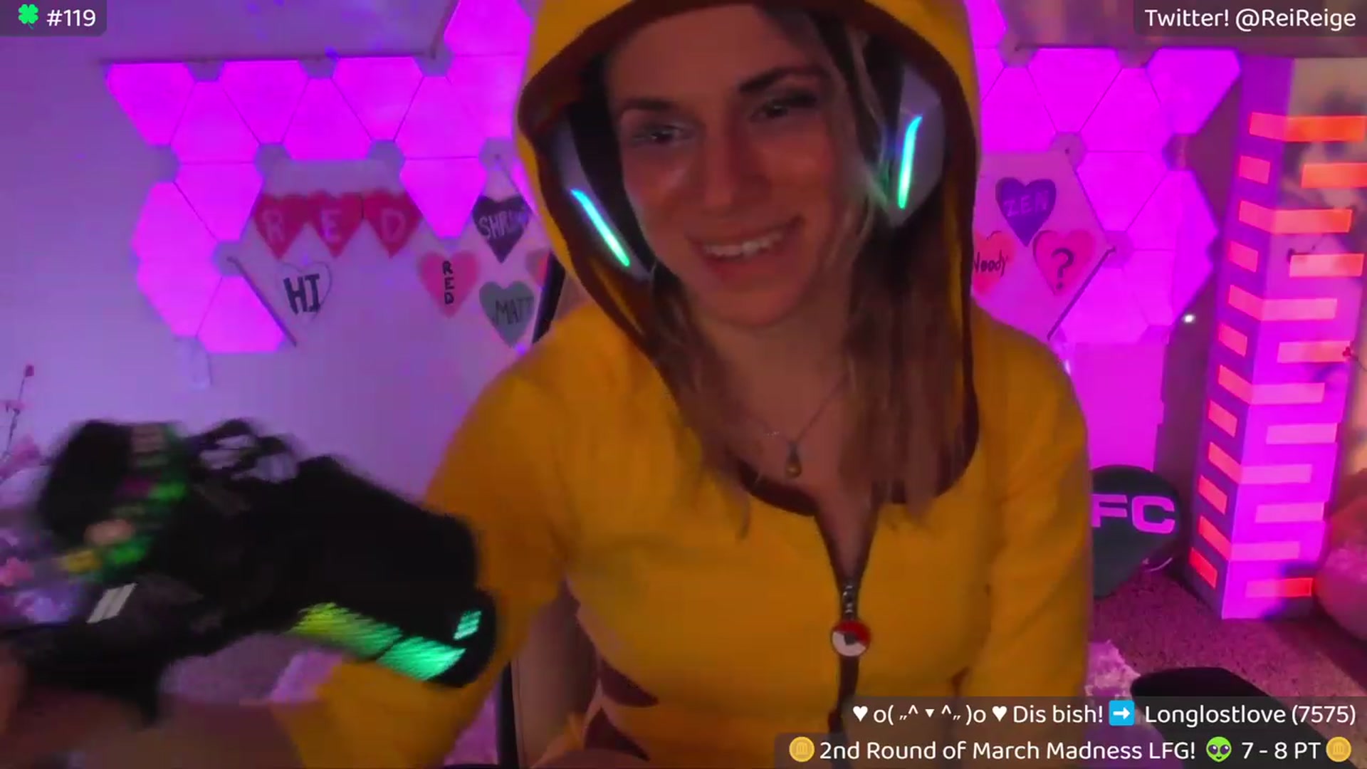 Gallery image thumbnail from Reige's myfreecams stream on, 03/16/2024, 09:16 image 20 of 20