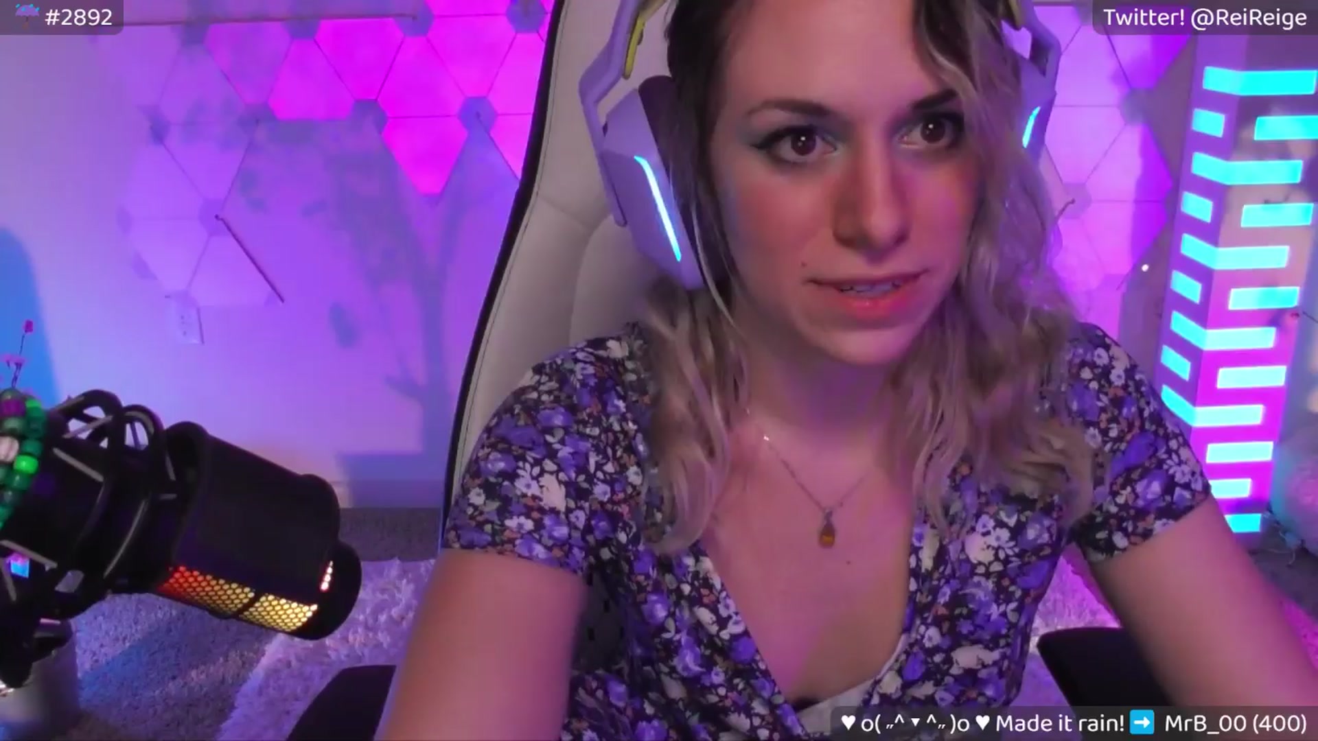 Gallery image thumbnail from Reige's myfreecams stream on, 04/03/2024, 07:07 image 10 of 20