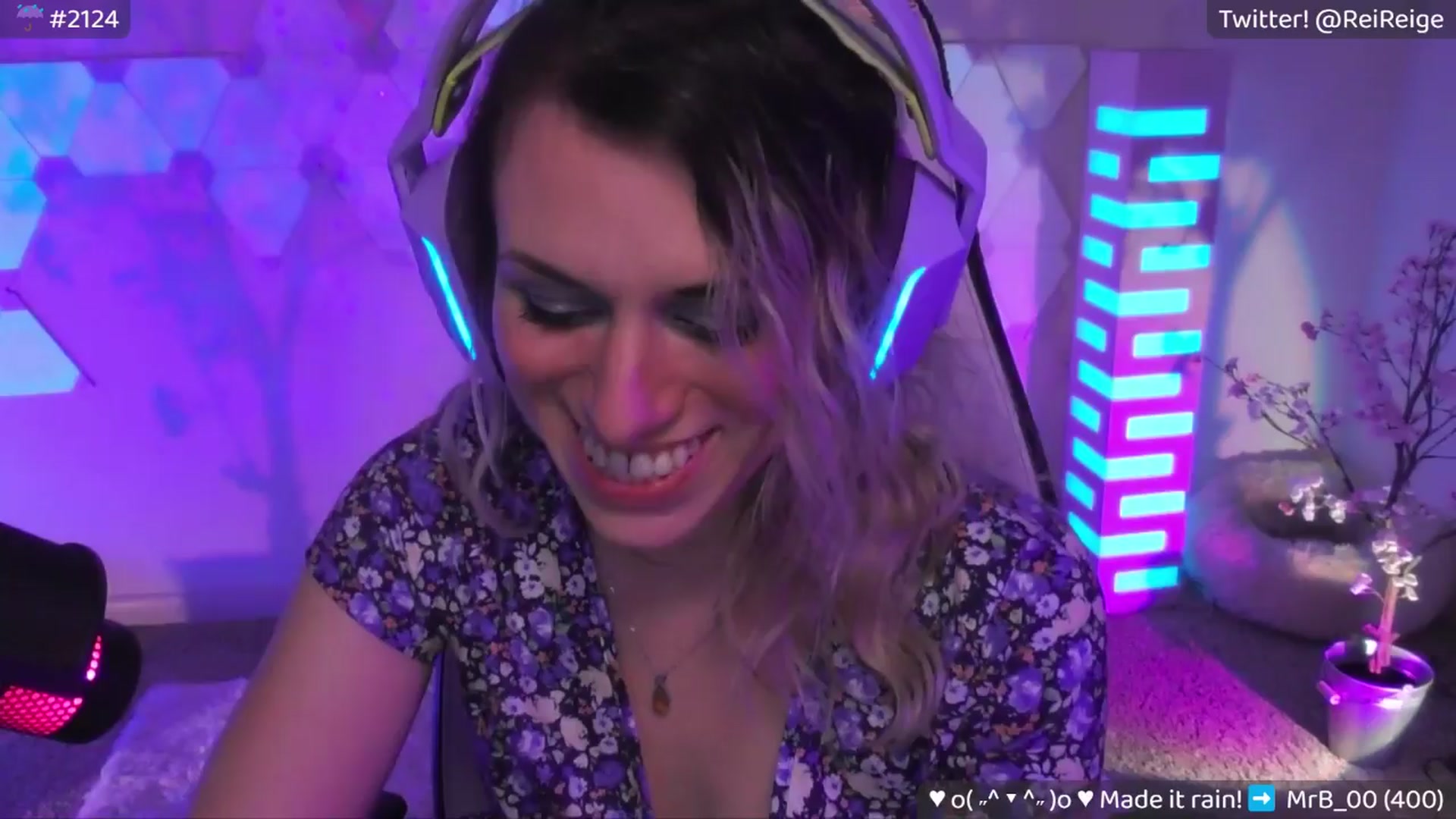 Gallery image thumbnail from Reige's myfreecams stream on, 04/03/2024, 08:49 image 12 of 20