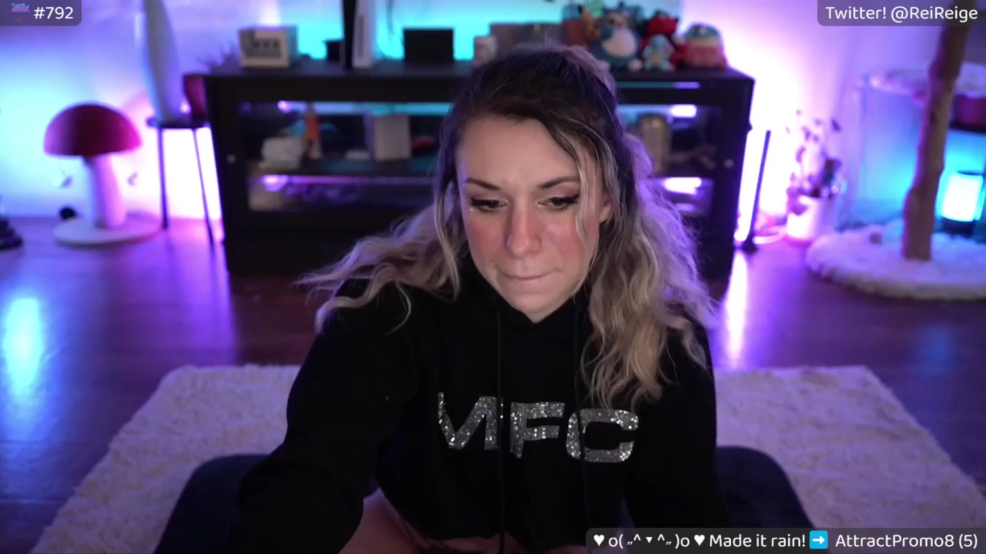 Gallery image thumbnail from Reige's myfreecams stream on, 04/06/2024, 08:55 image 2 of 20