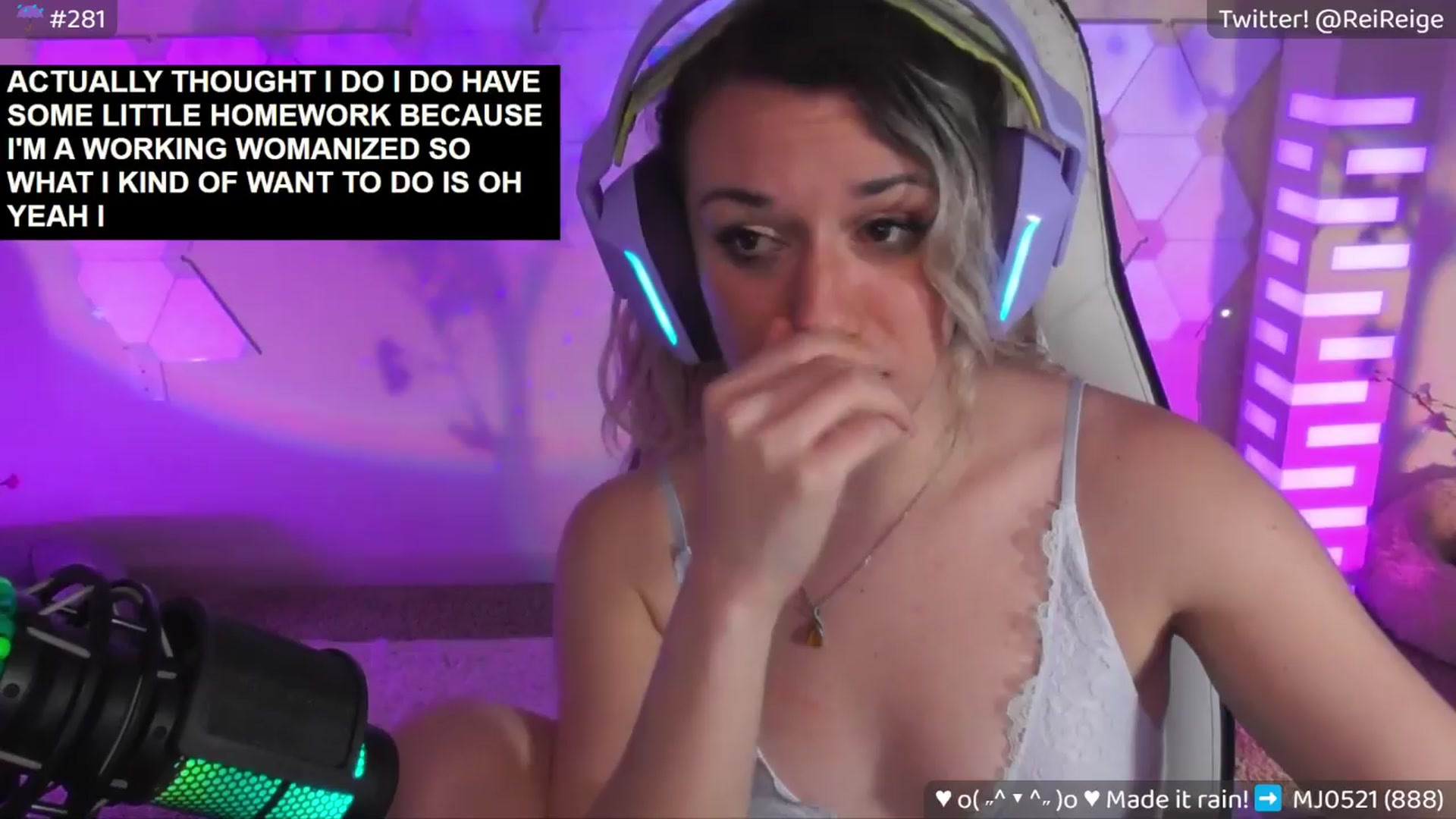 Gallery image thumbnail from Reige's myfreecams stream on, 04/07/2024, 10:52 image 12 of 20