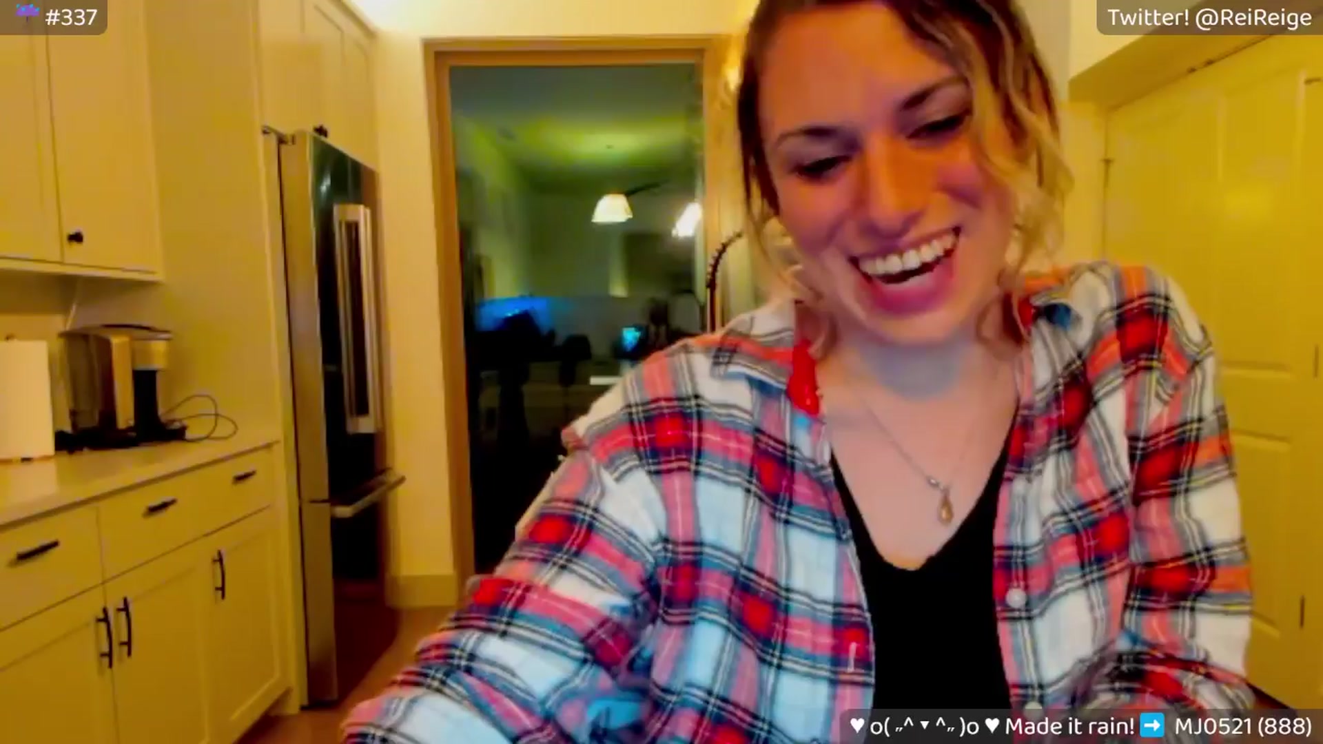 Gallery image thumbnail from Reige's myfreecams stream on, 04/09/2024, 04:51 image 1 of 20