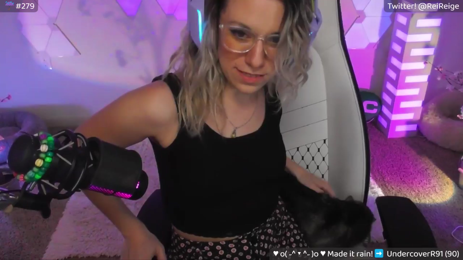 Gallery image thumbnail from Reige's myfreecams stream on, 04/12/2024, 11:31 image 4 of 20
