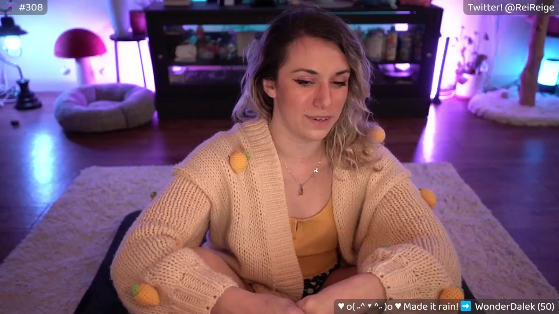 Gallery image thumbnail from Reige's myfreecams stream on, 04/19/2024, 08:21 image 16 of 20