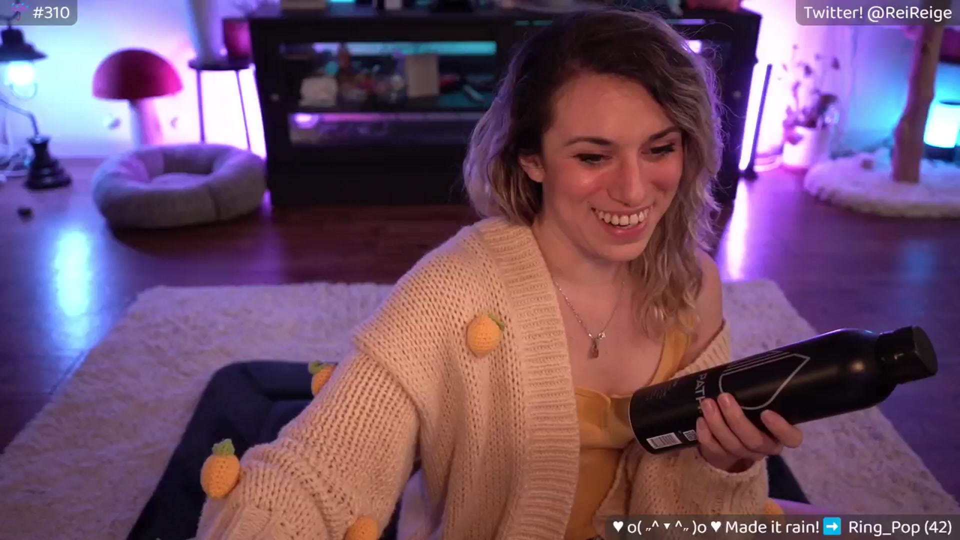 Gallery image thumbnail from Reige's myfreecams stream on, 04/19/2024, 08:21 image 1 of 20