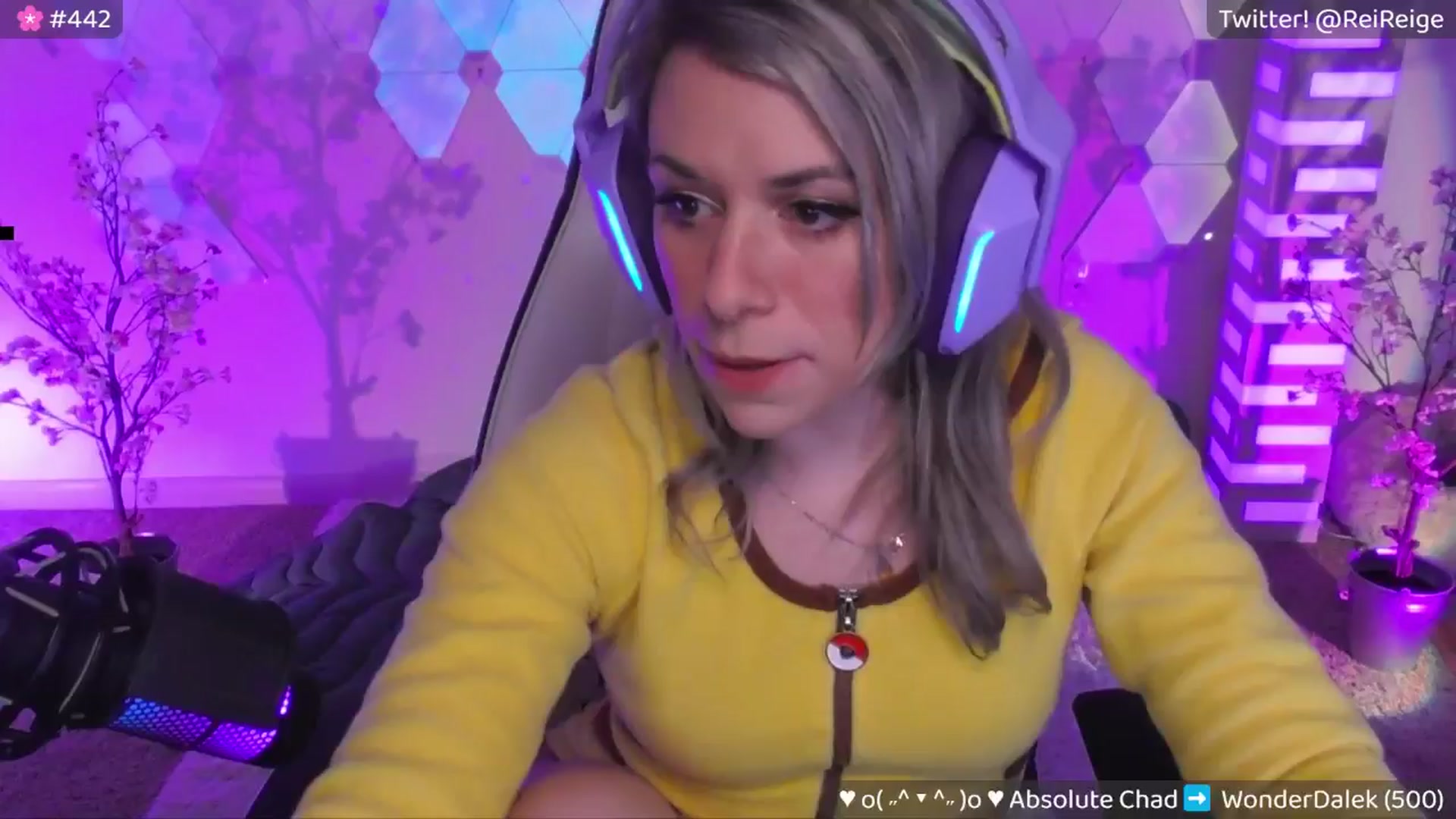 Gallery image thumbnail from Reige's myfreecams stream on, 05/10/2024, 06:38 image 7 of 20