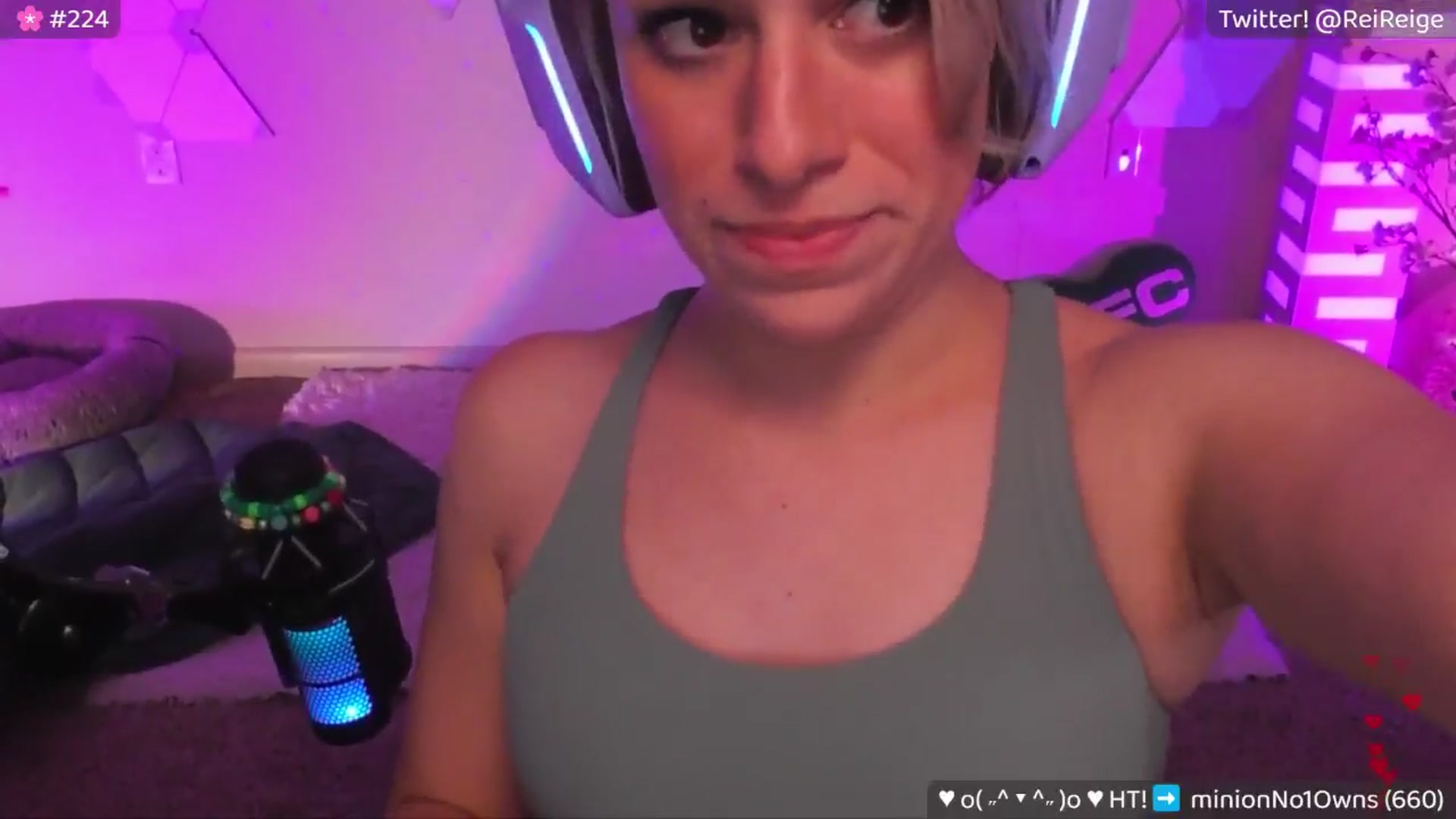 Gallery image thumbnail from Reige's myfreecams stream on, 05/25/2024, 13:12 image 6 of 20