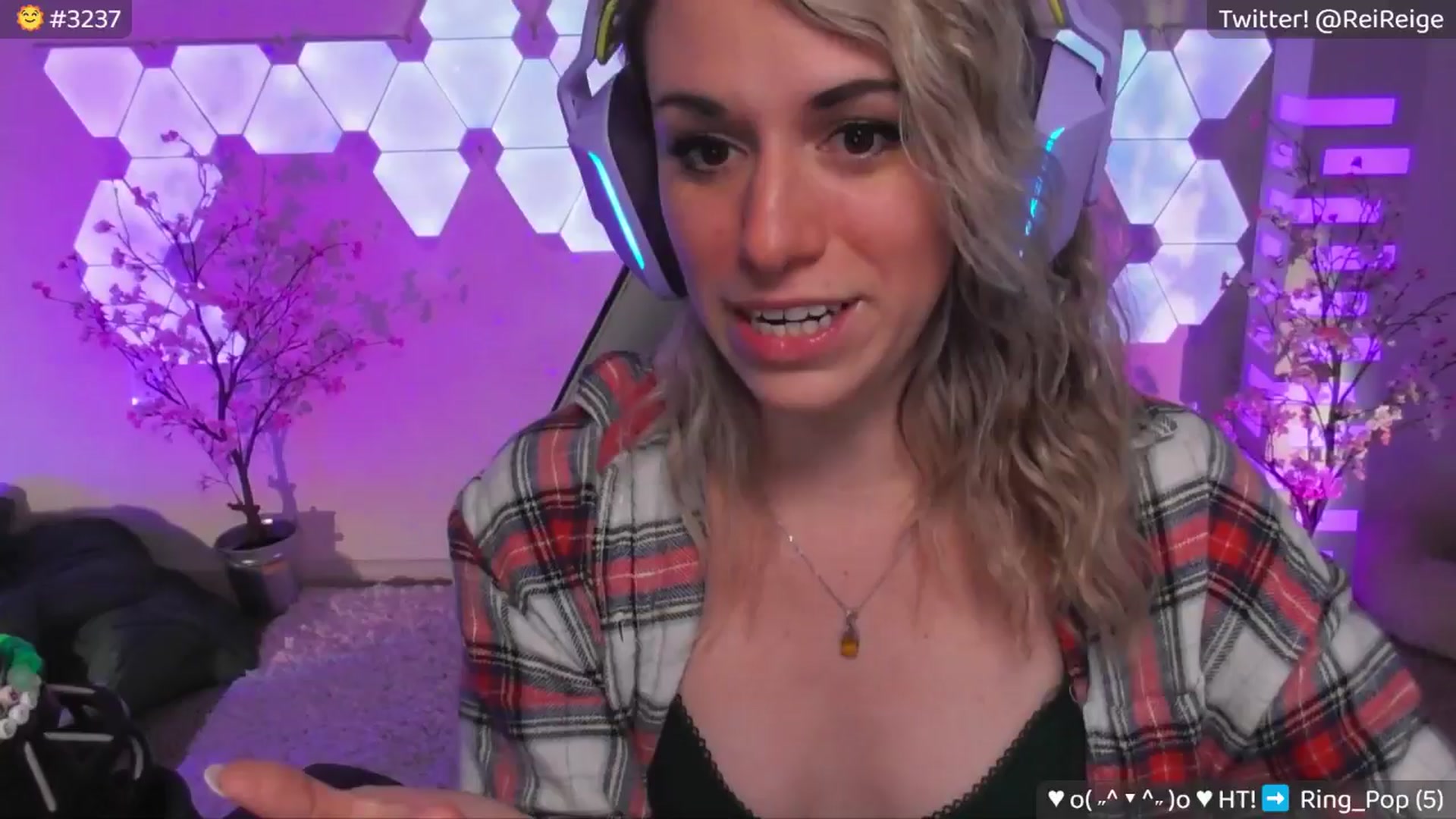 Gallery image thumbnail from Reige's myfreecams stream on, 06/12/2024, 07:13 image 2 of 20