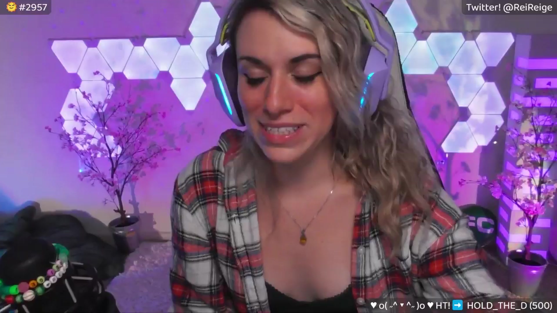 Gallery image thumbnail from Reige's myfreecams stream on, 06/12/2024, 07:50 image 4 of 20